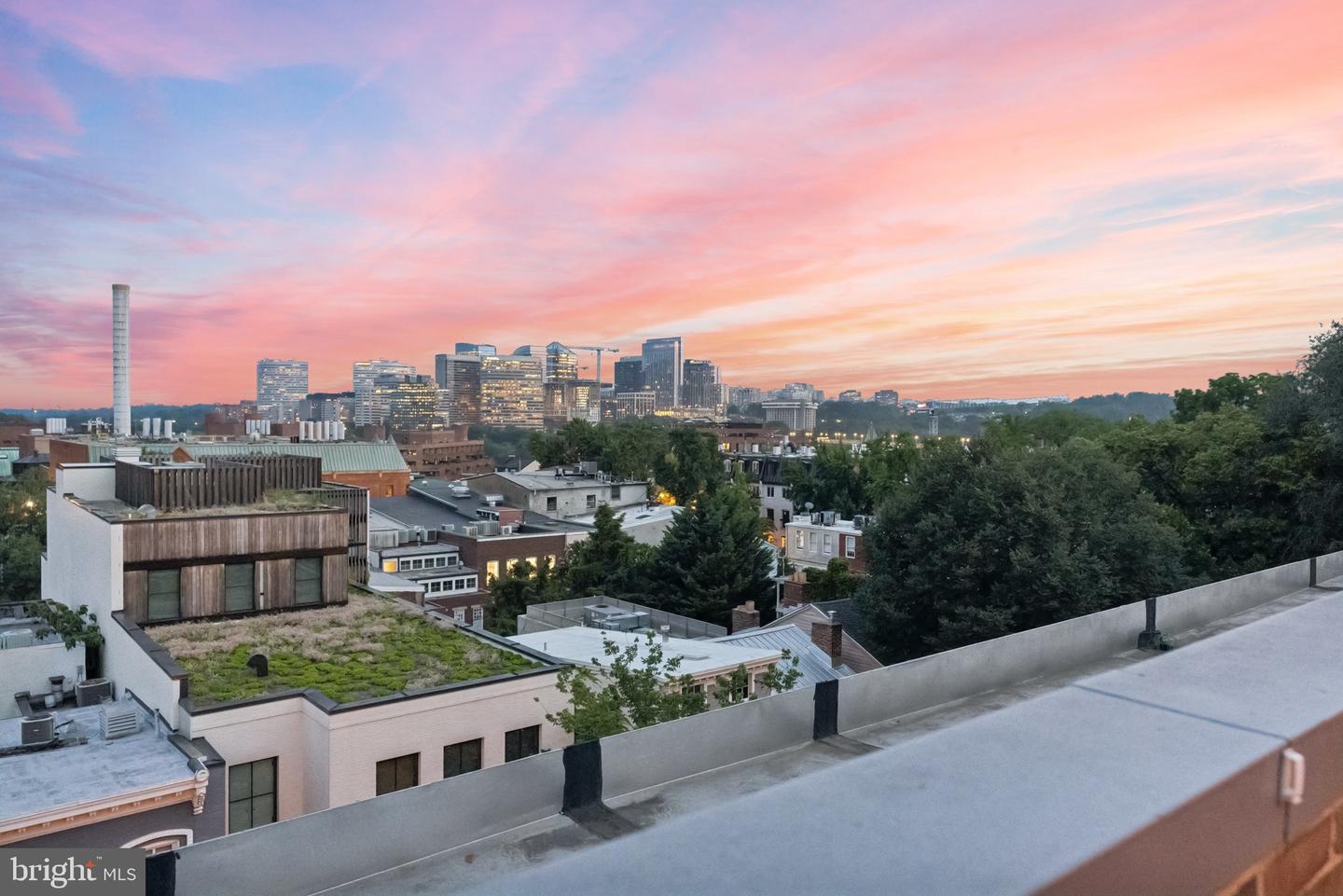 3251 Prospect St NW #402