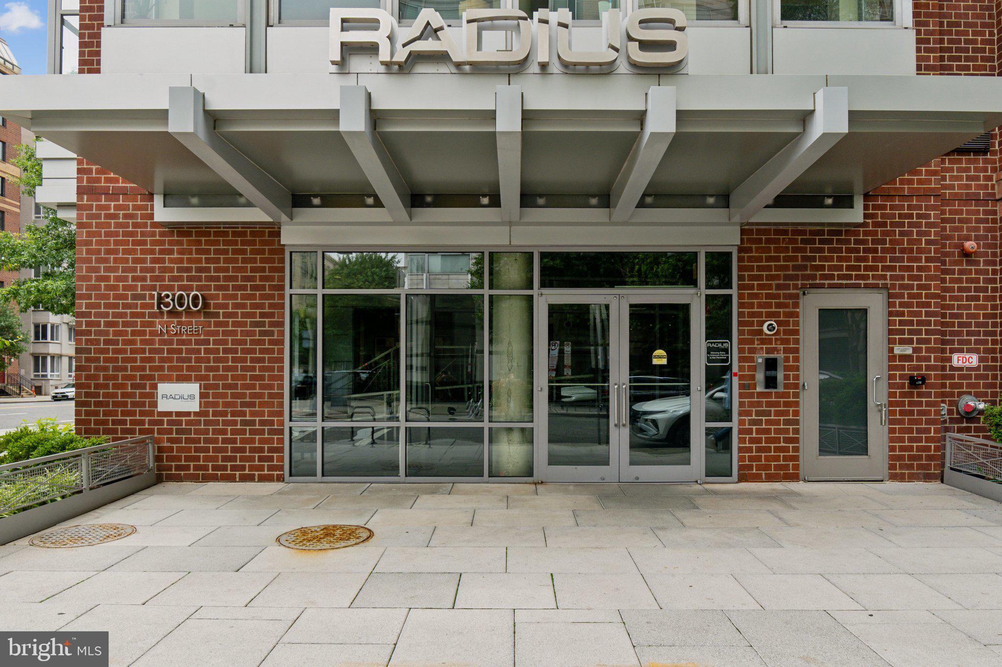 1300 N St NW #201