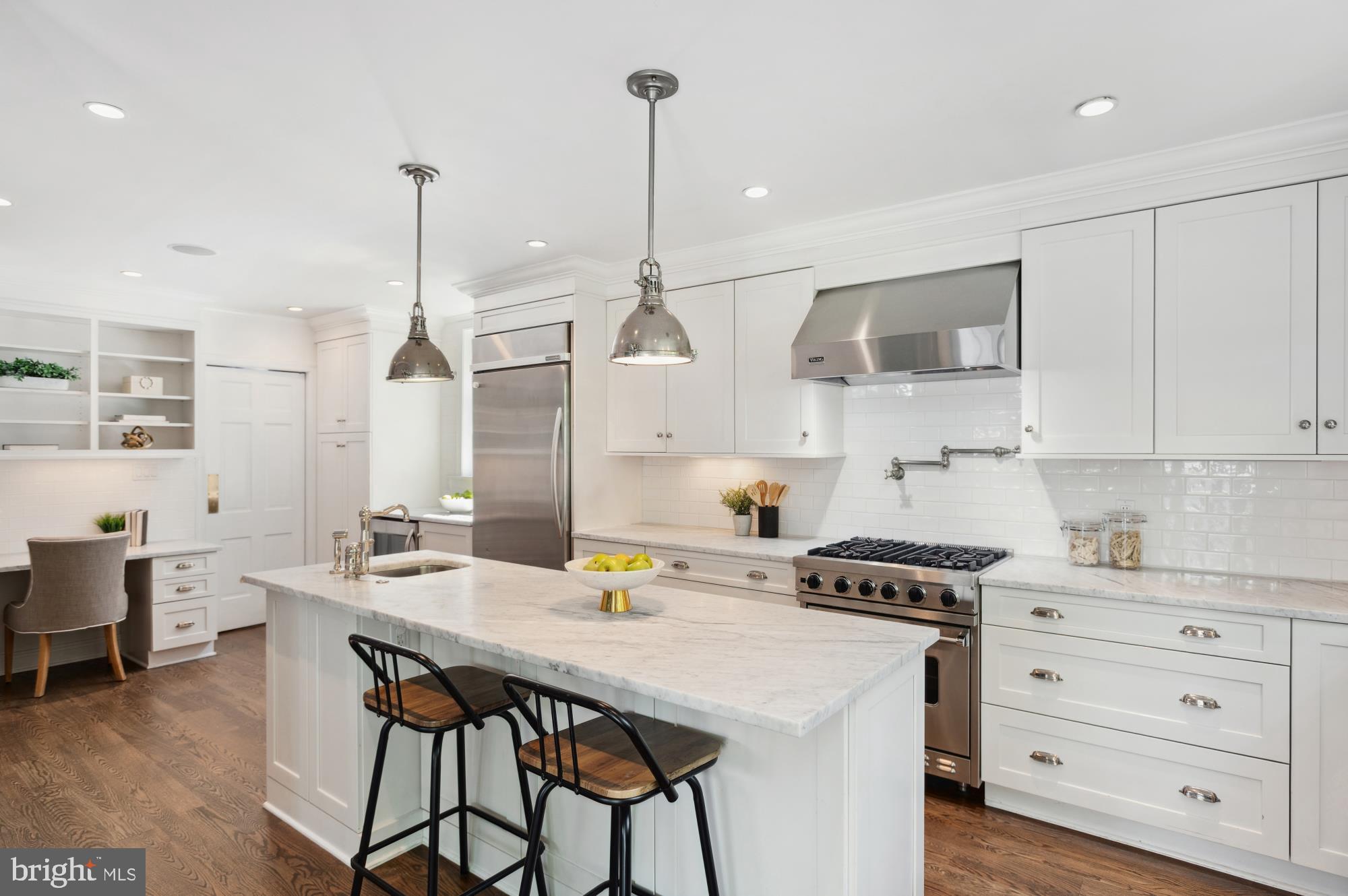 4731 Butterworth Pl NW