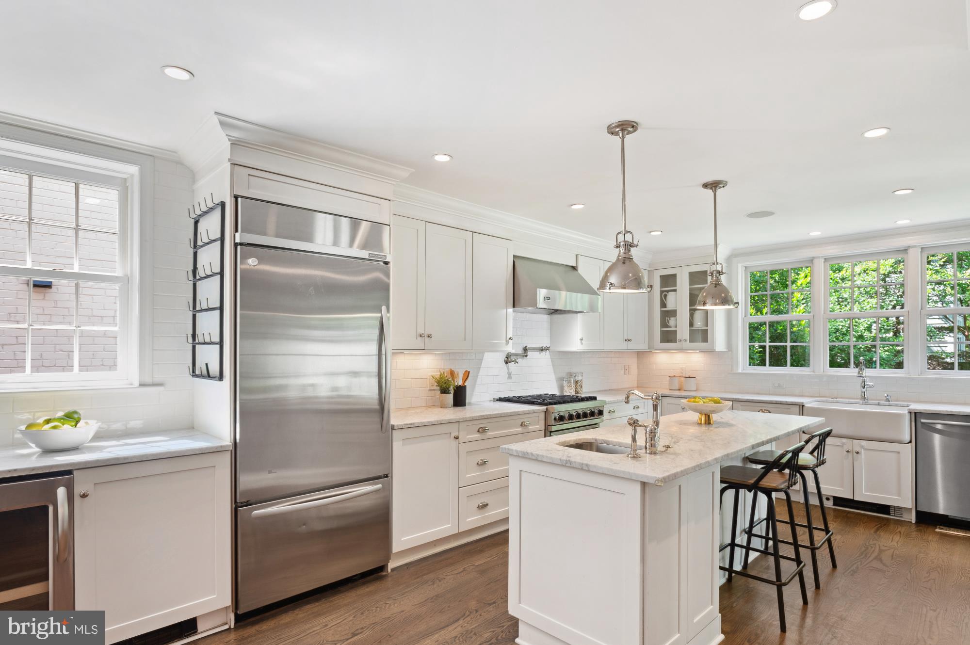 4731 Butterworth Pl NW