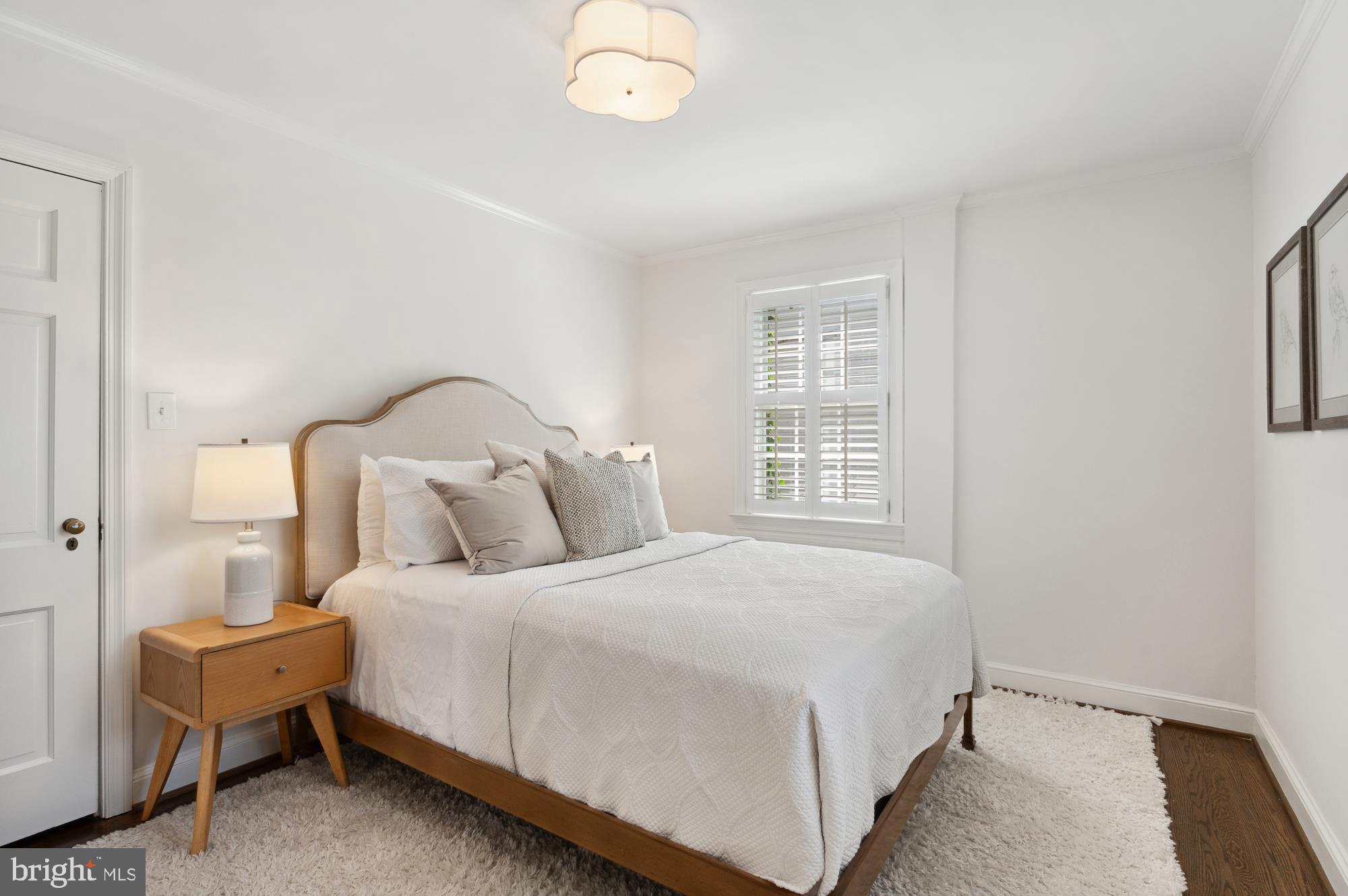 4731 Butterworth Pl NW