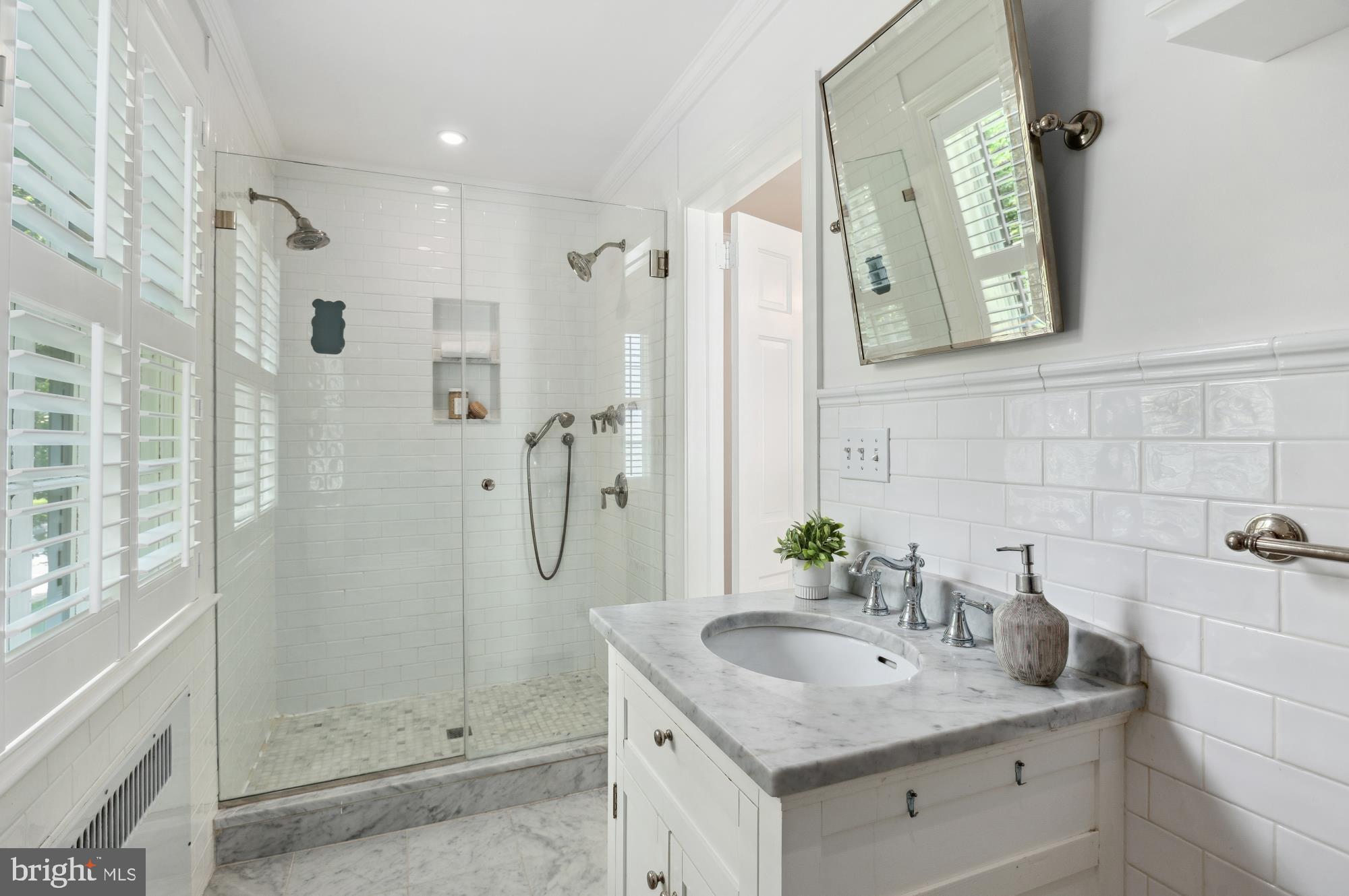 4731 Butterworth Pl NW