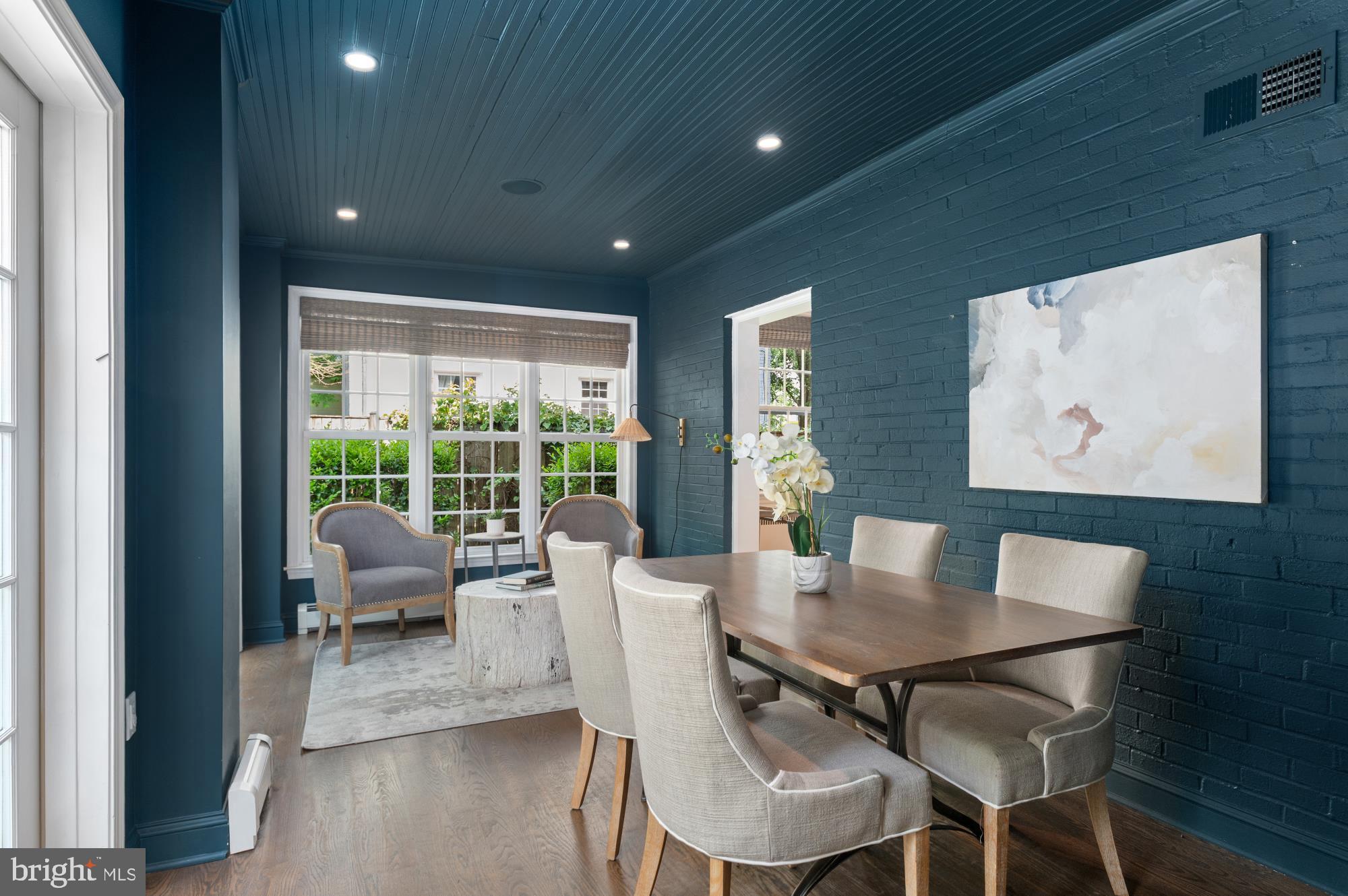 4731 Butterworth Pl NW