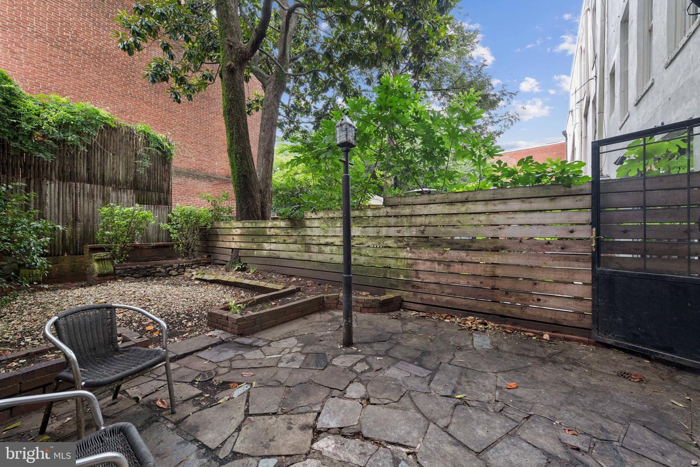 1225 30TH ST NW