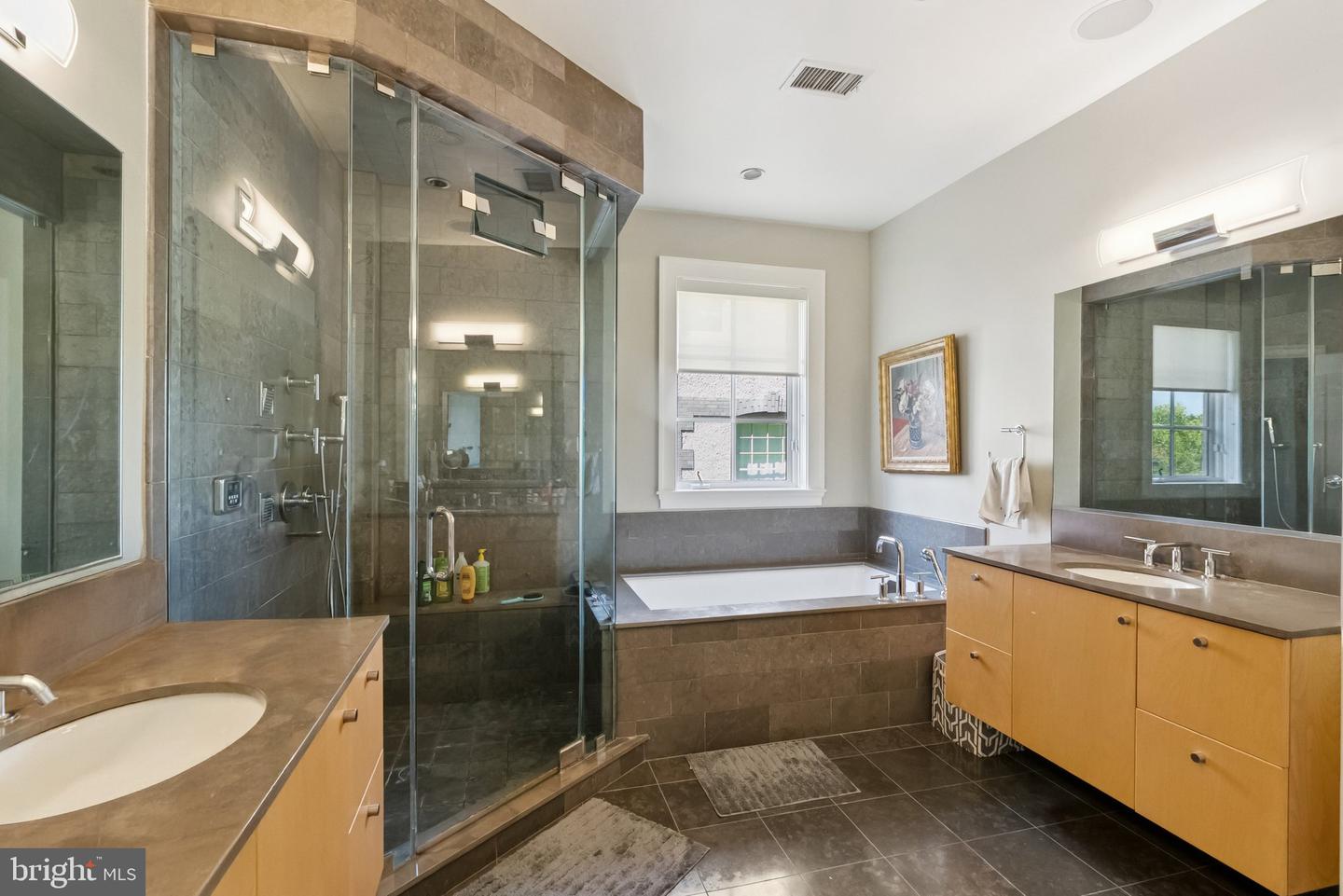 2120 Wyoming Ave NW #2