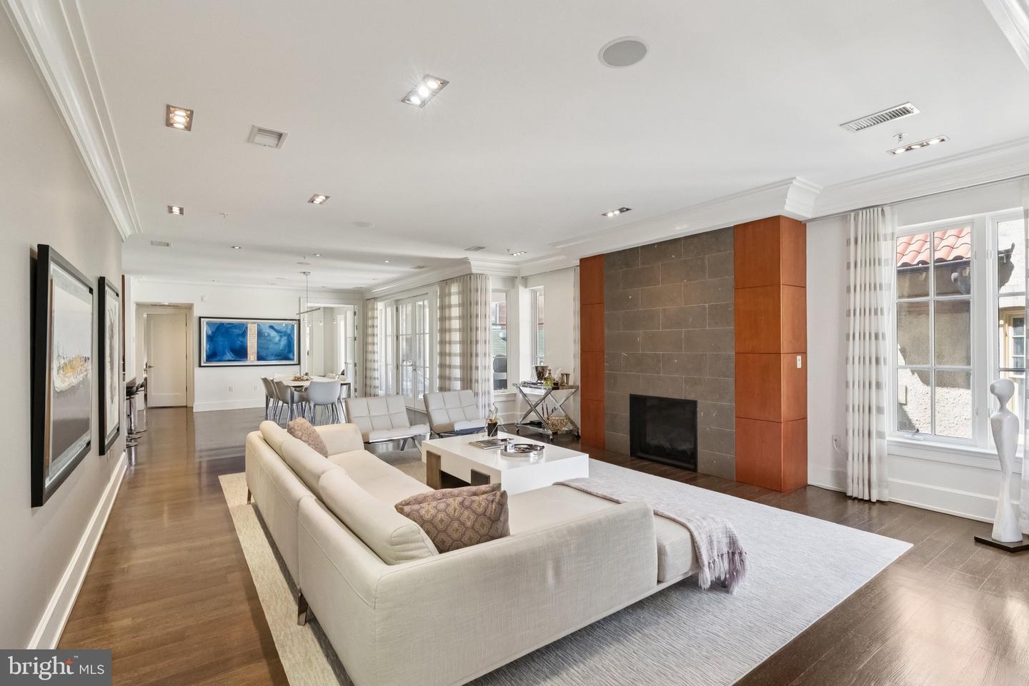 2120 Wyoming Ave NW #2