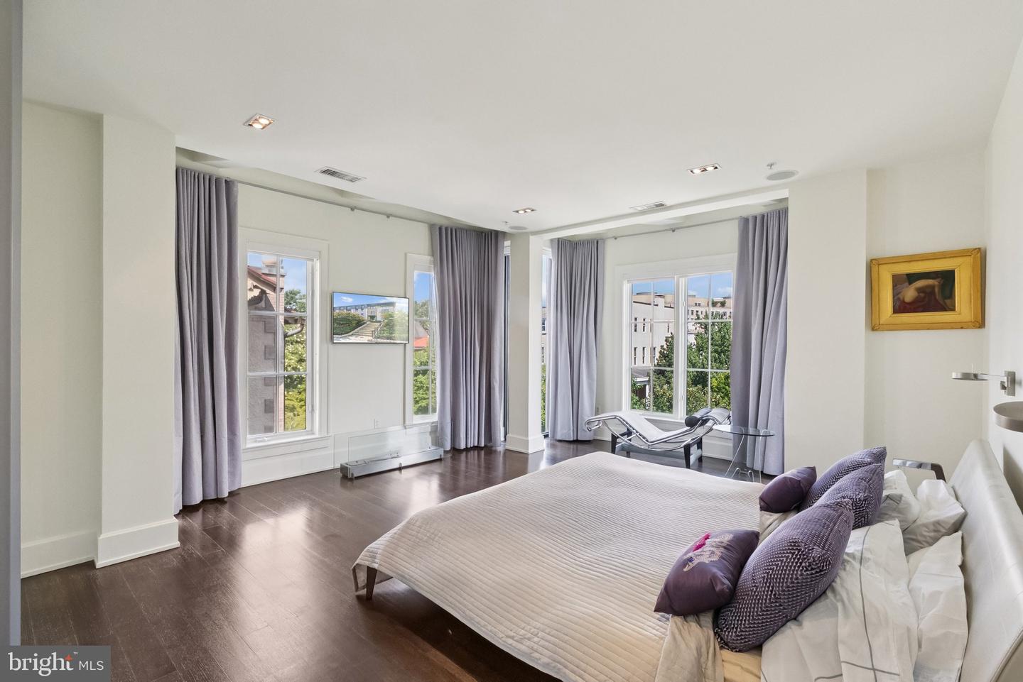 2120 Wyoming Ave NW #2