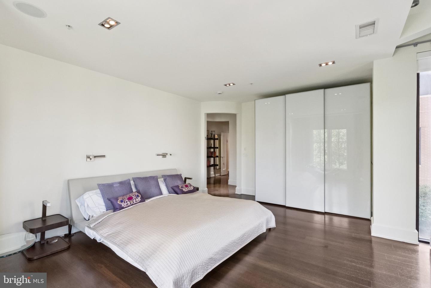 2120 Wyoming Ave NW #2