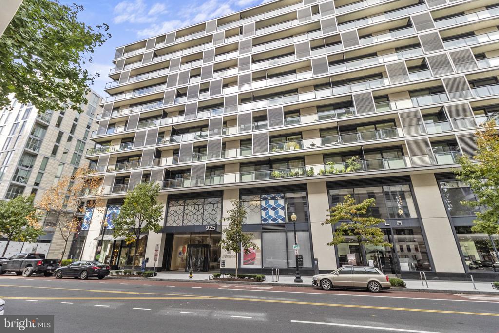 925 H STREET NW 1006