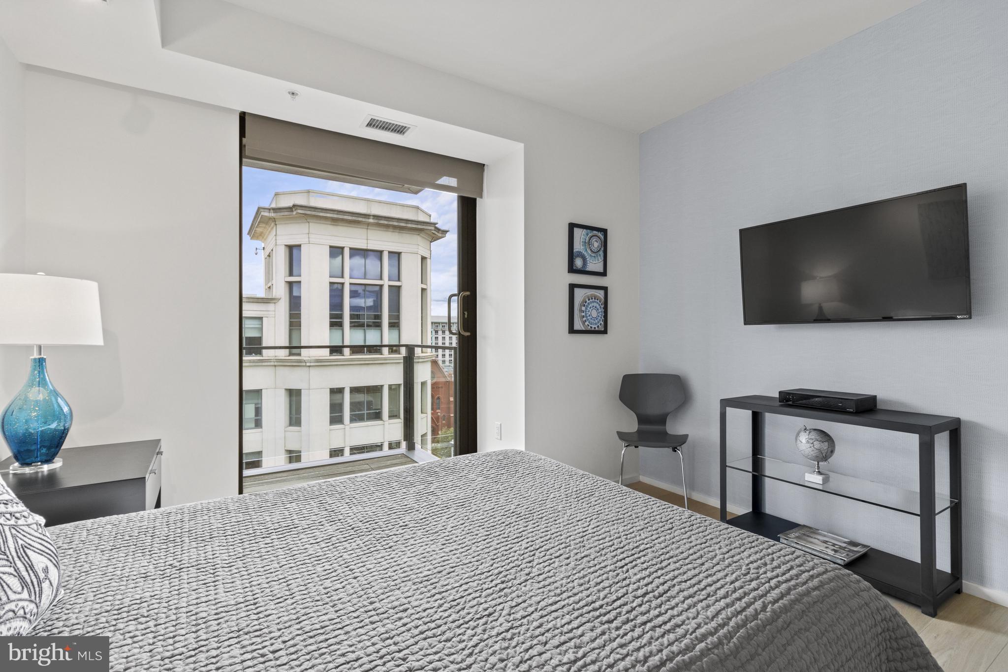 925 H STREET NW 1006