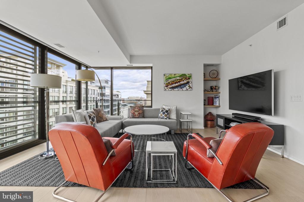 925 H STREET NW 1006