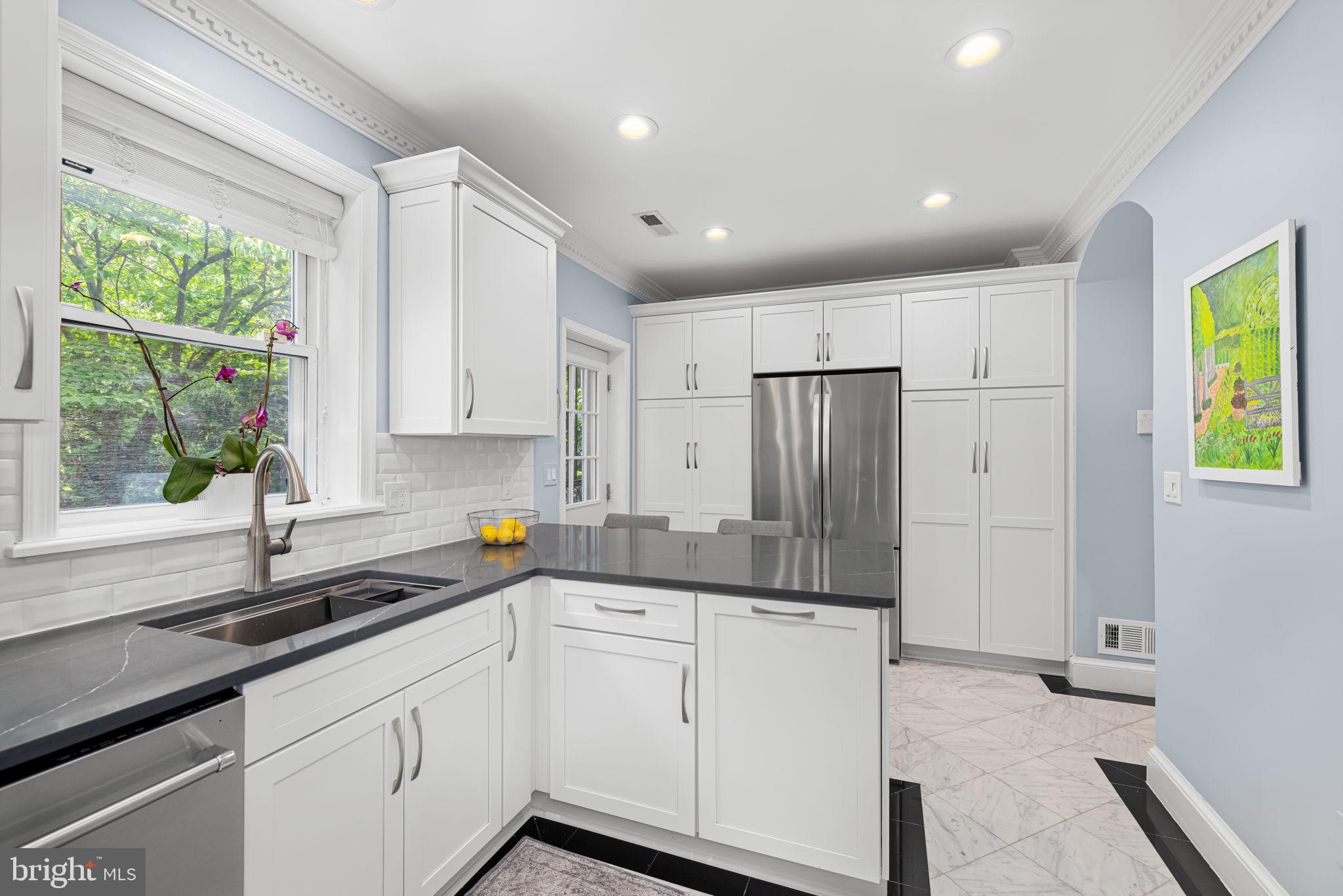 224 9TH STREET SE