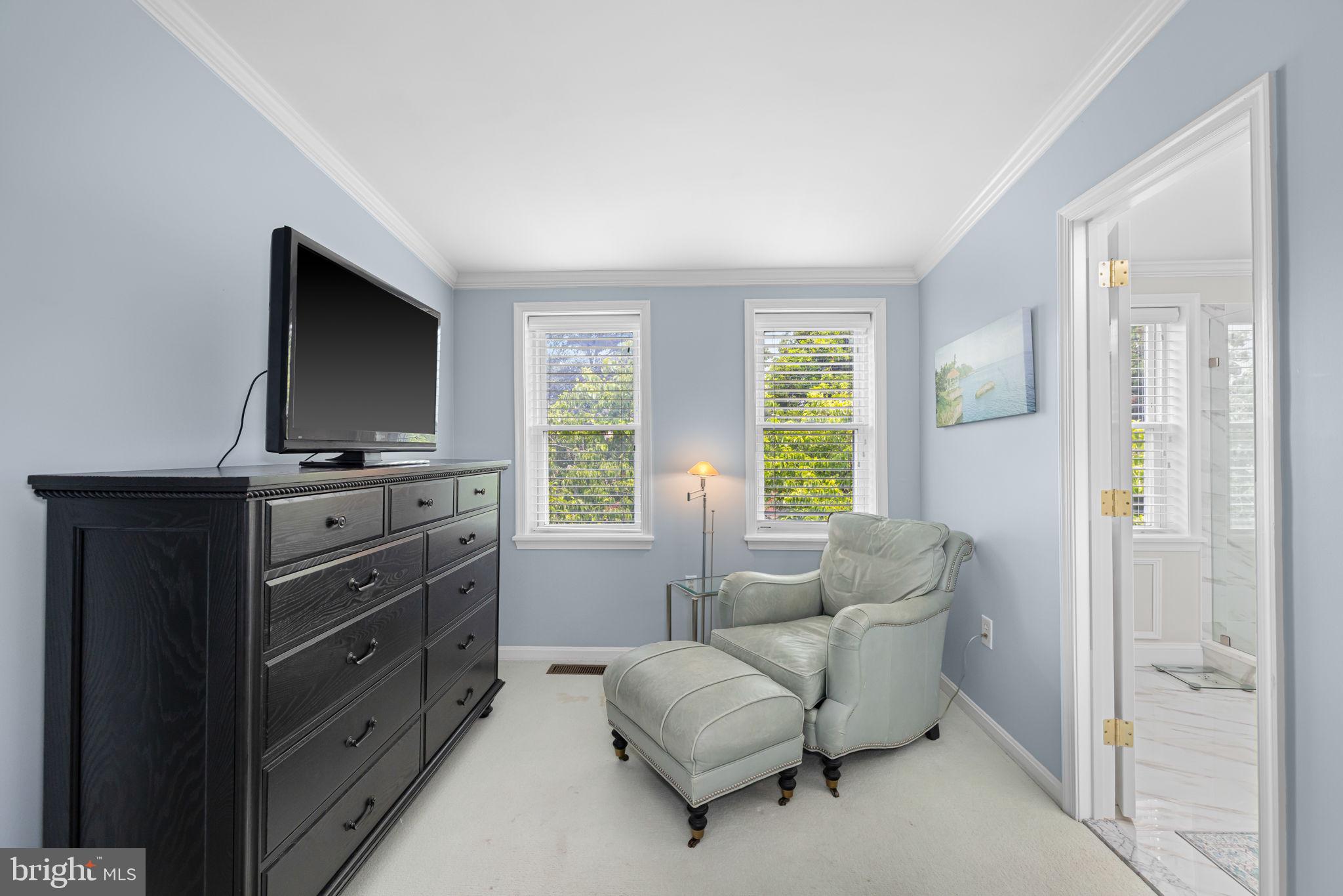 224 9TH STREET SE