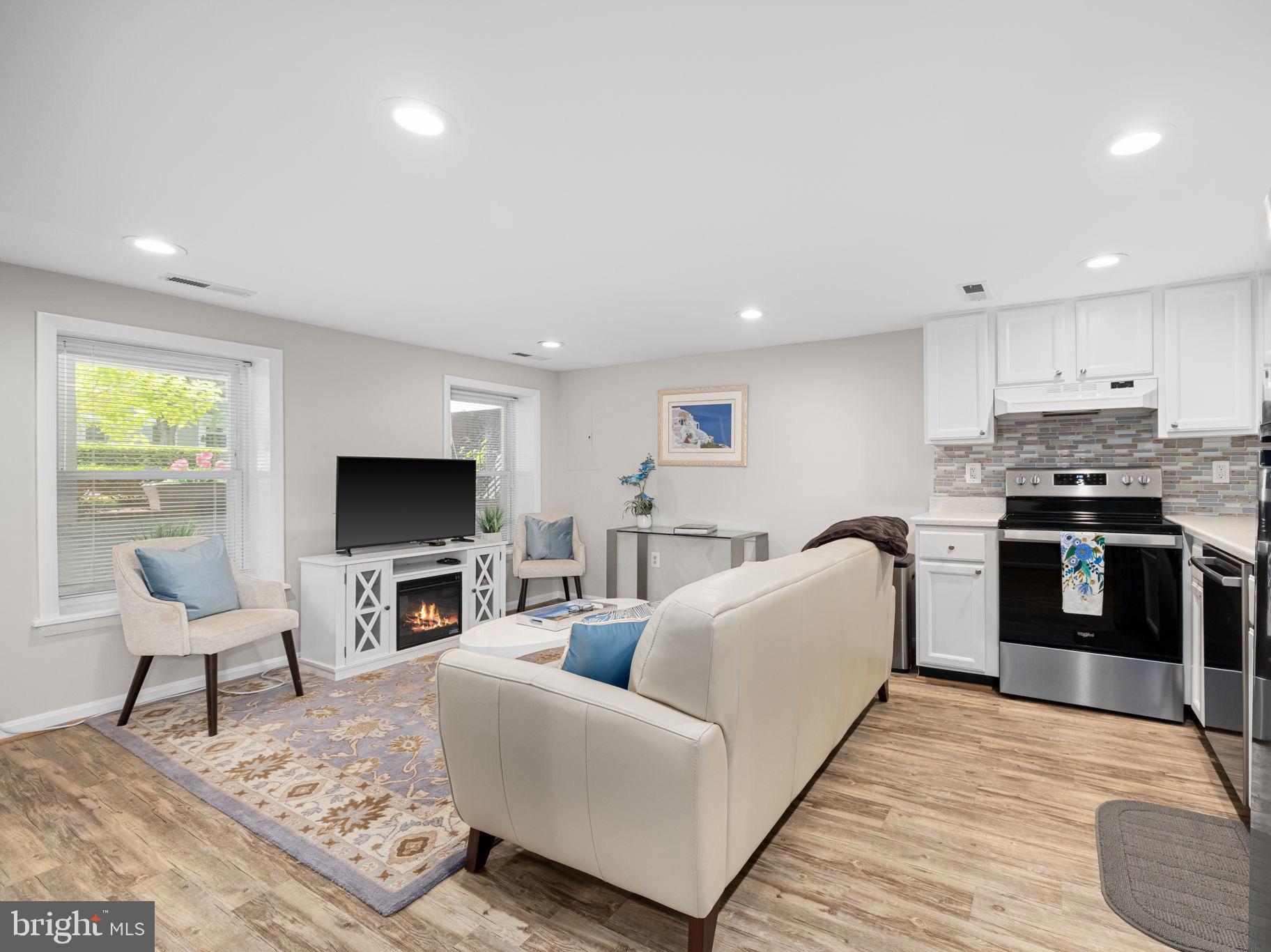 224 9TH STREET SE