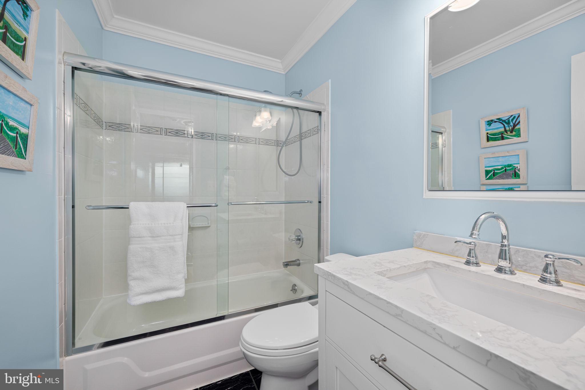 224 9TH STREET SE