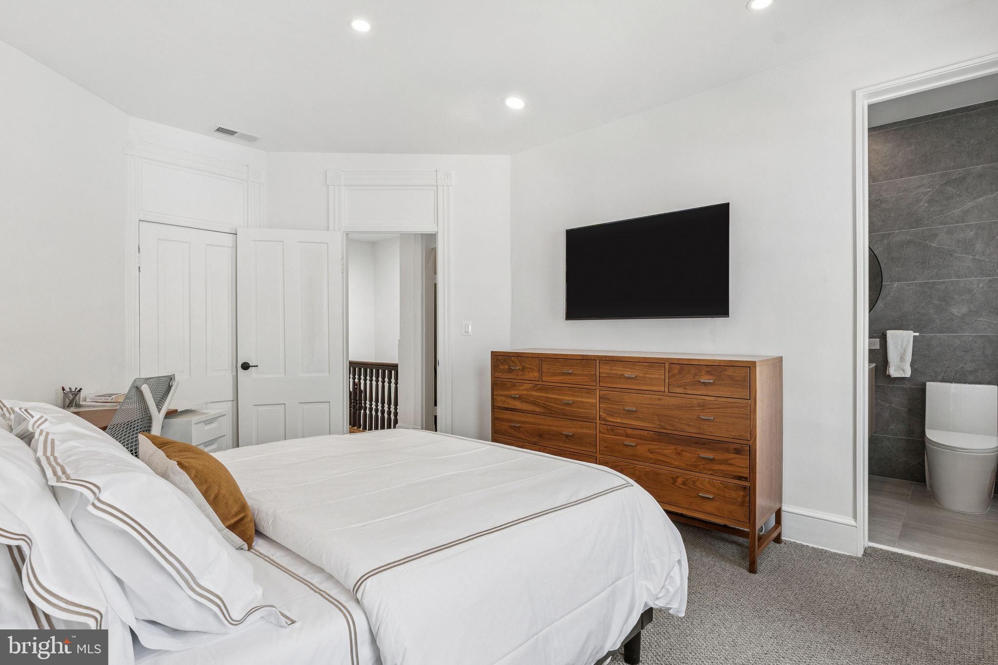 1517 CORCORAN STREET NW