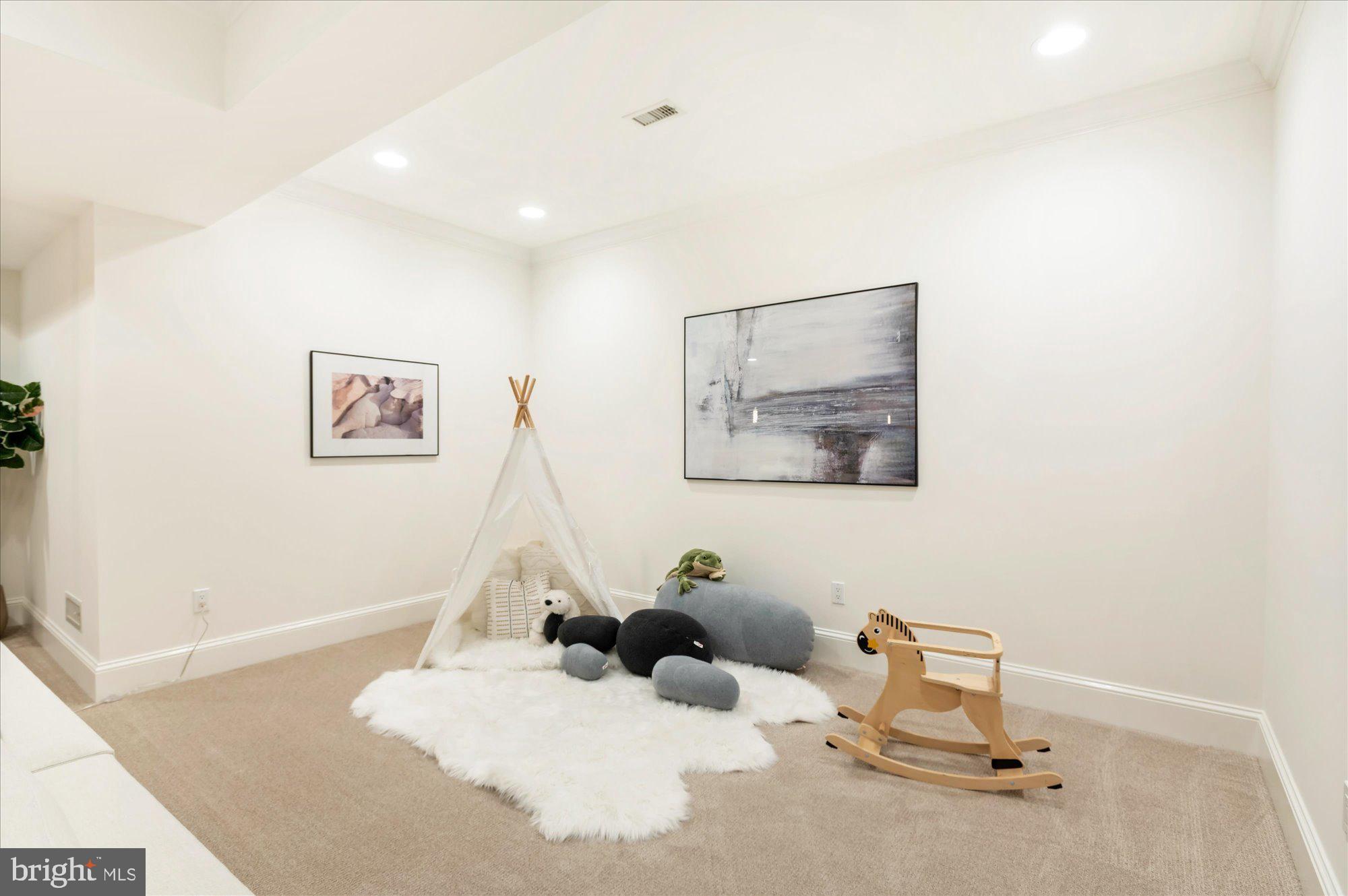 2950 CHAIN BRIDGE ROAD NW