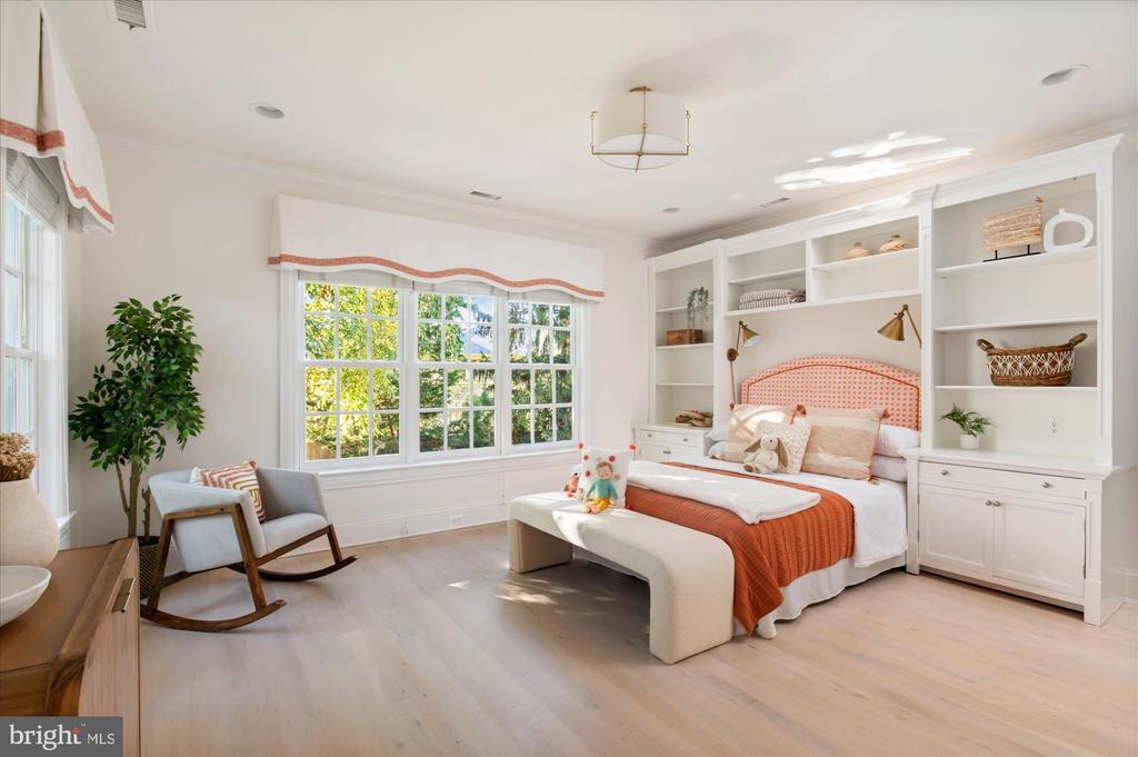 2950 CHAIN BRIDGE ROAD NW