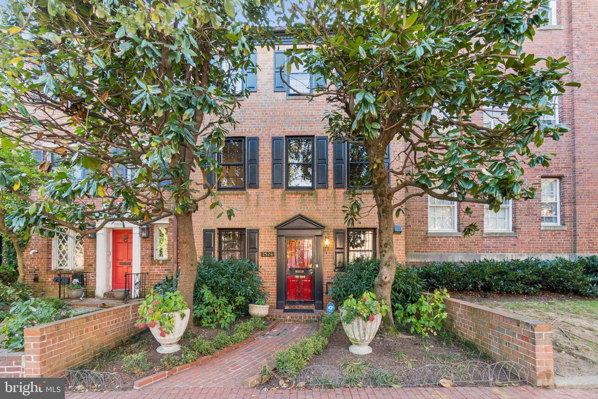 2524 Q STREET NW