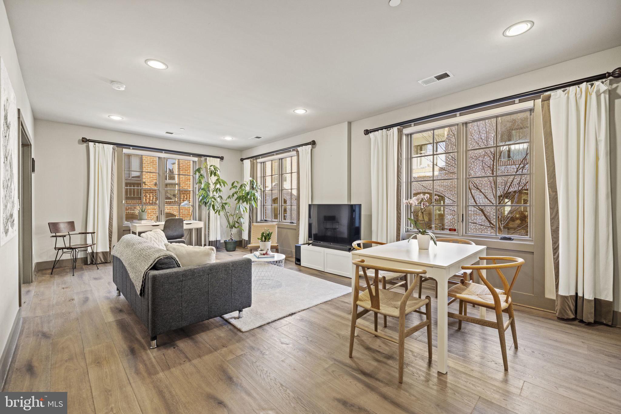 3220 GRACE STREET NW 2