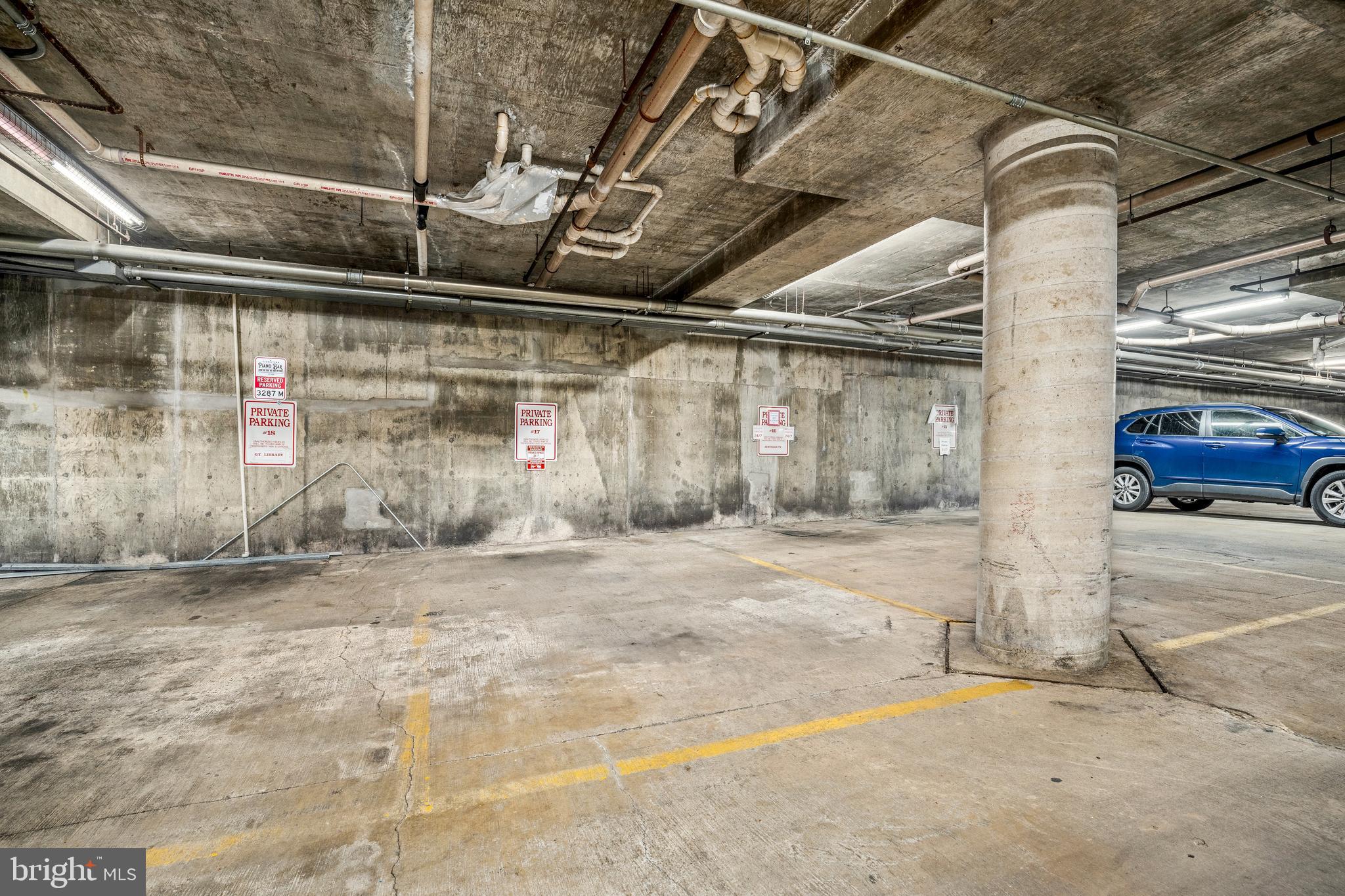 1238 ETON COURT NW T17