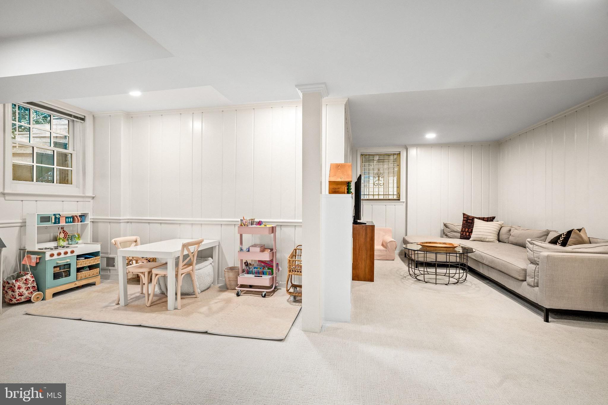 5047 GLENBROOK TERRACE NW