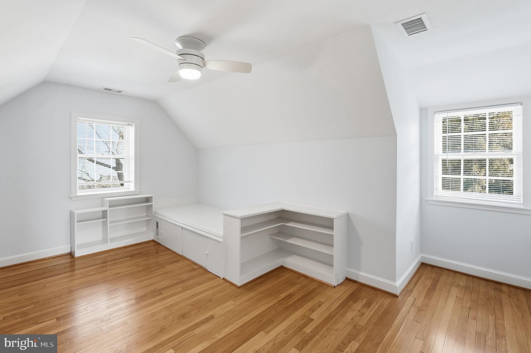 5020 SEDGWICK STREET NW