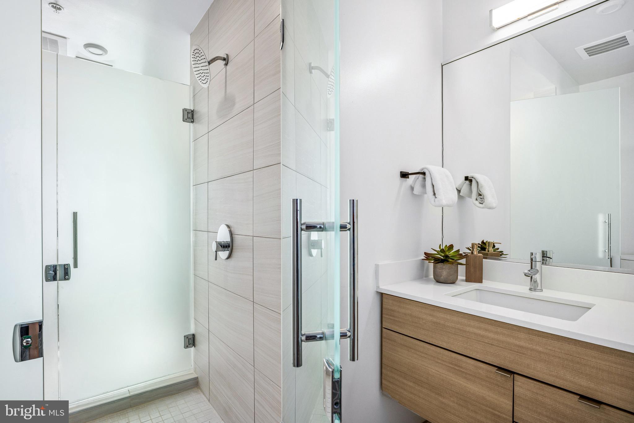 1550 11TH STREET NW 407