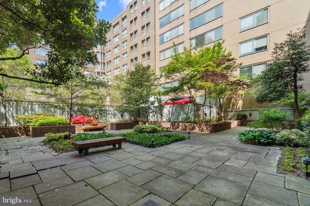 1140 23RD STREET NW 1005