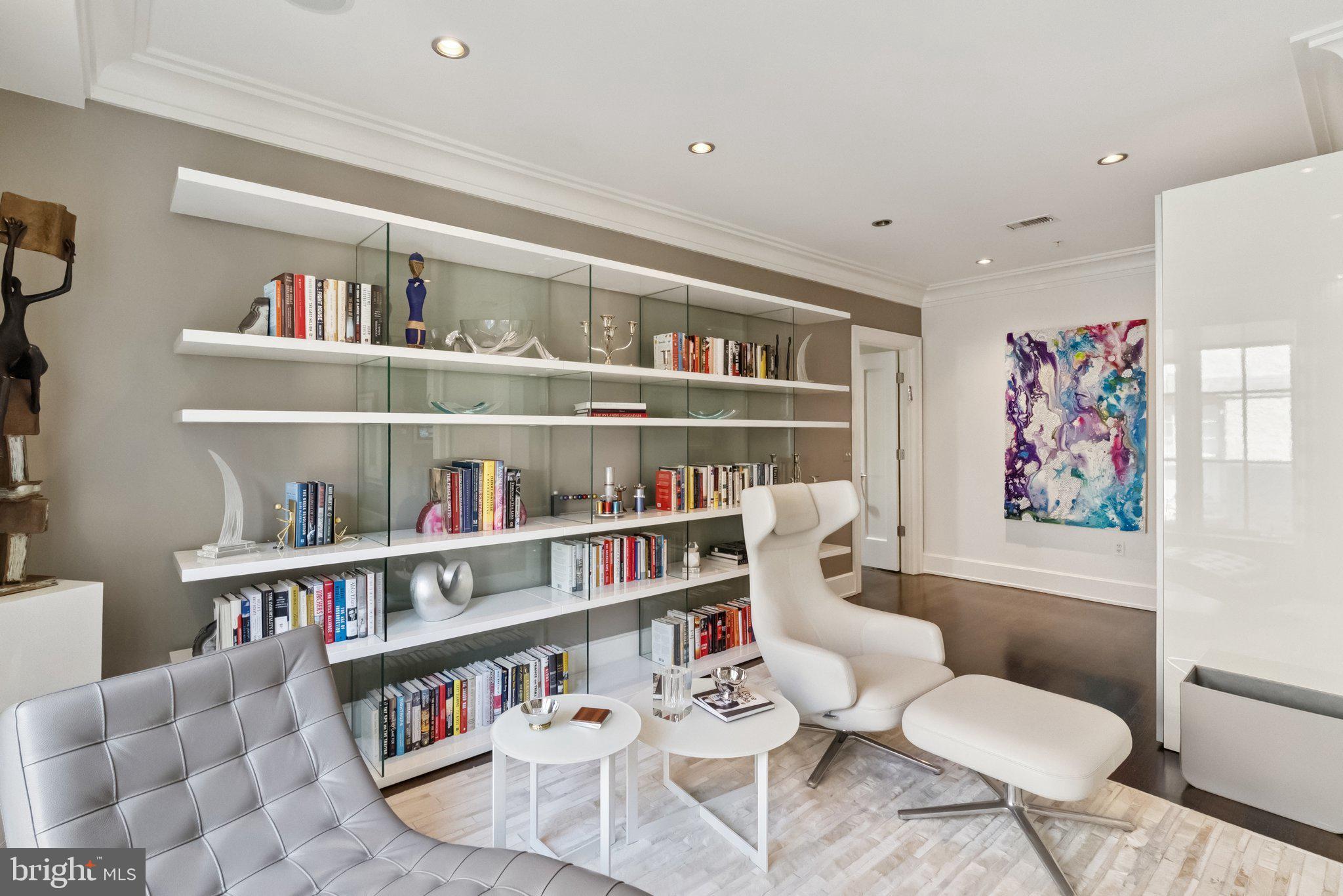 2120 WYOMING AVENUE NW 2