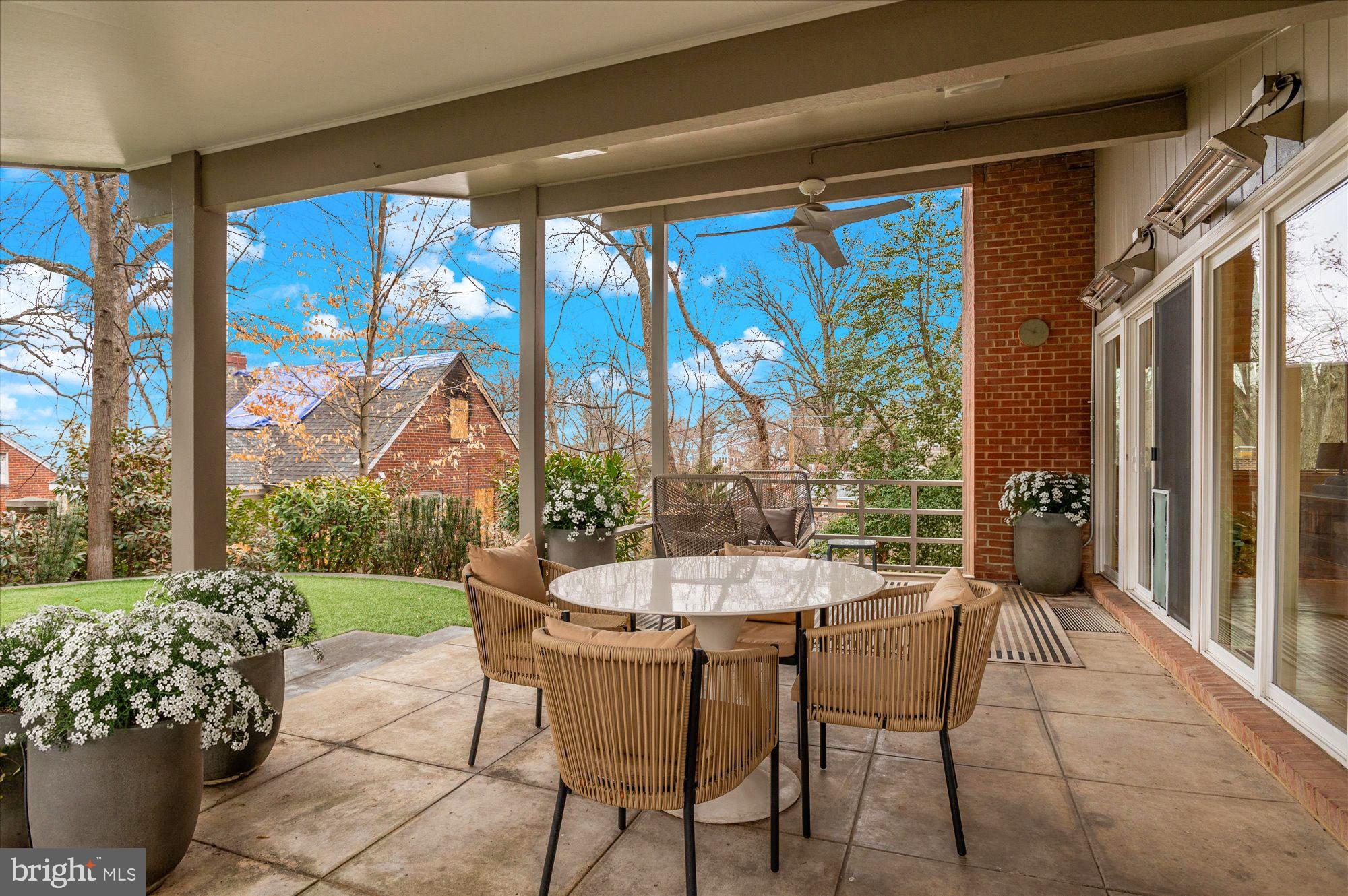 3211 ROWLAND PLACE NW