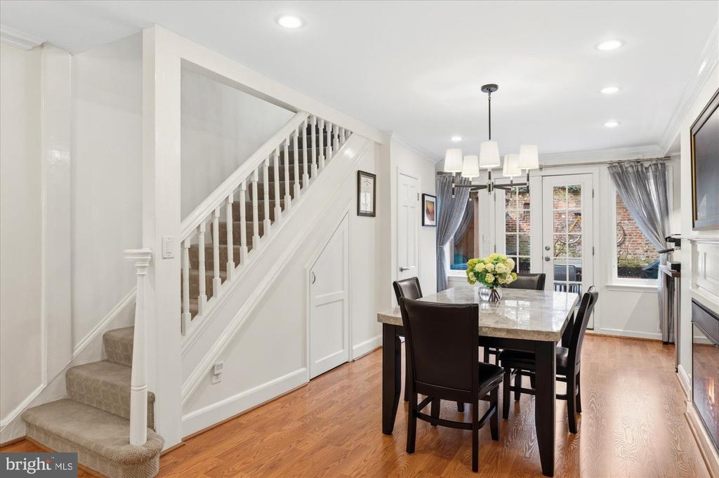 1310 29TH STREET NW