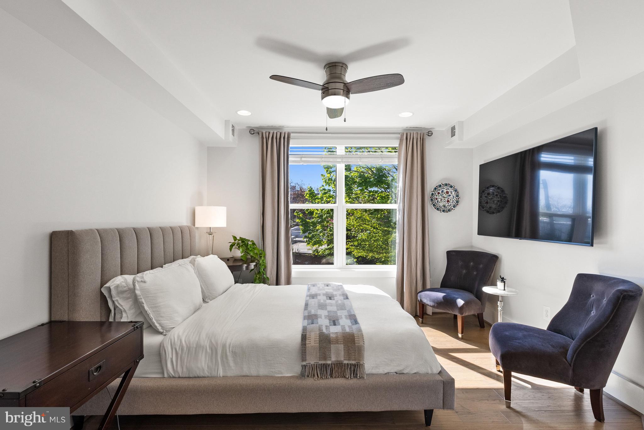 645 MARYLAND AVENUE NE 201