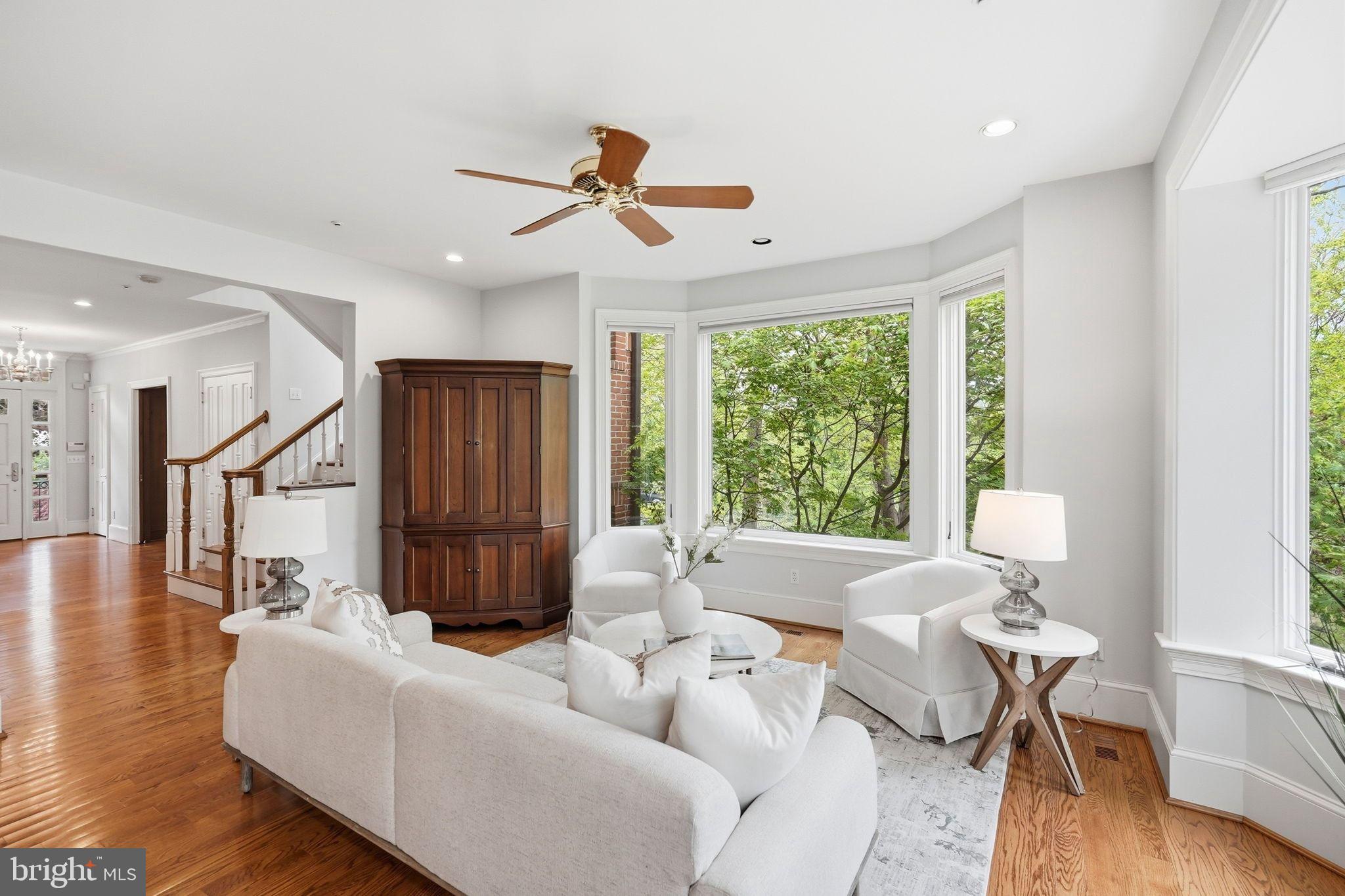 2318 NEBRASKA AVENUE NW