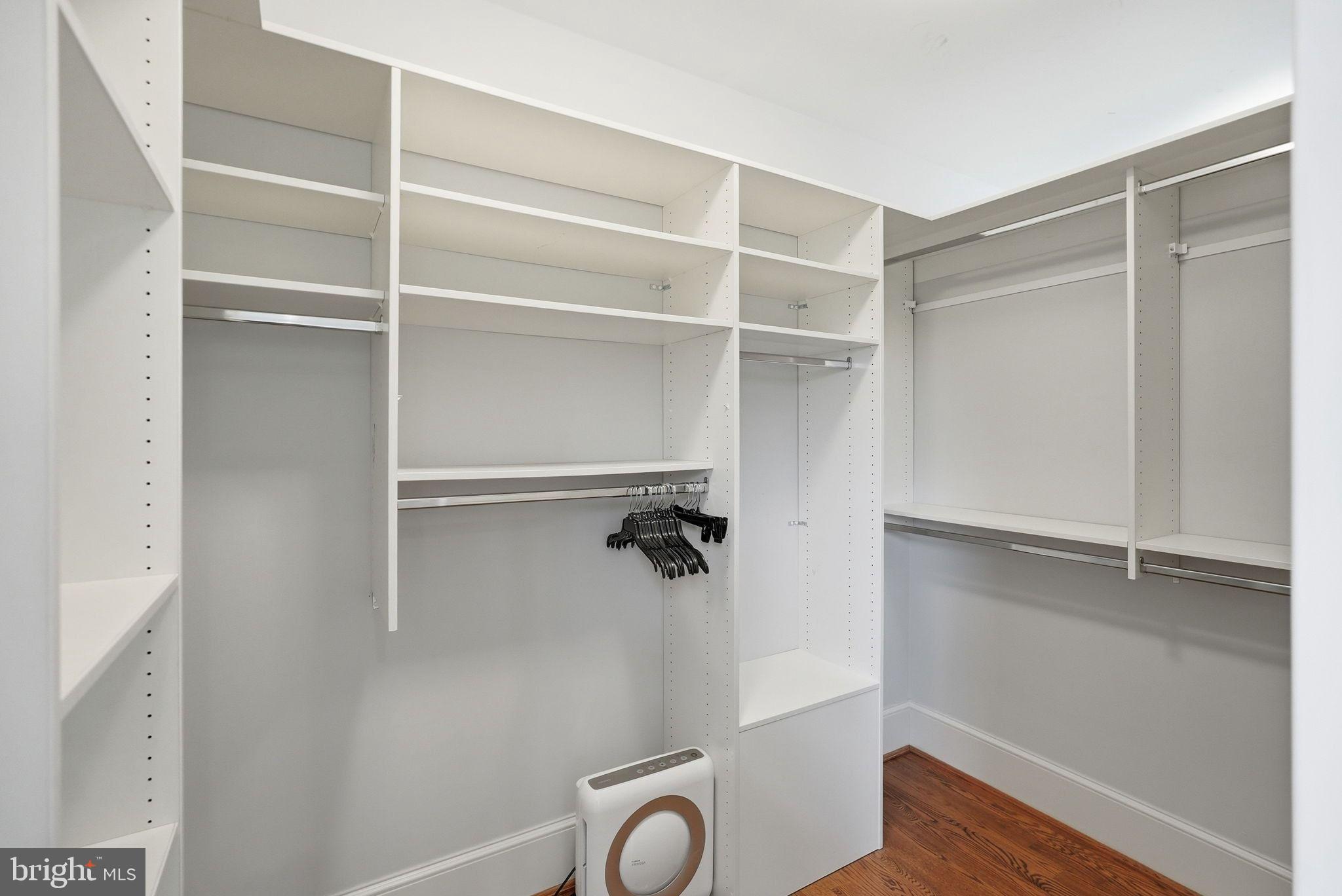 2318 NEBRASKA AVENUE NW