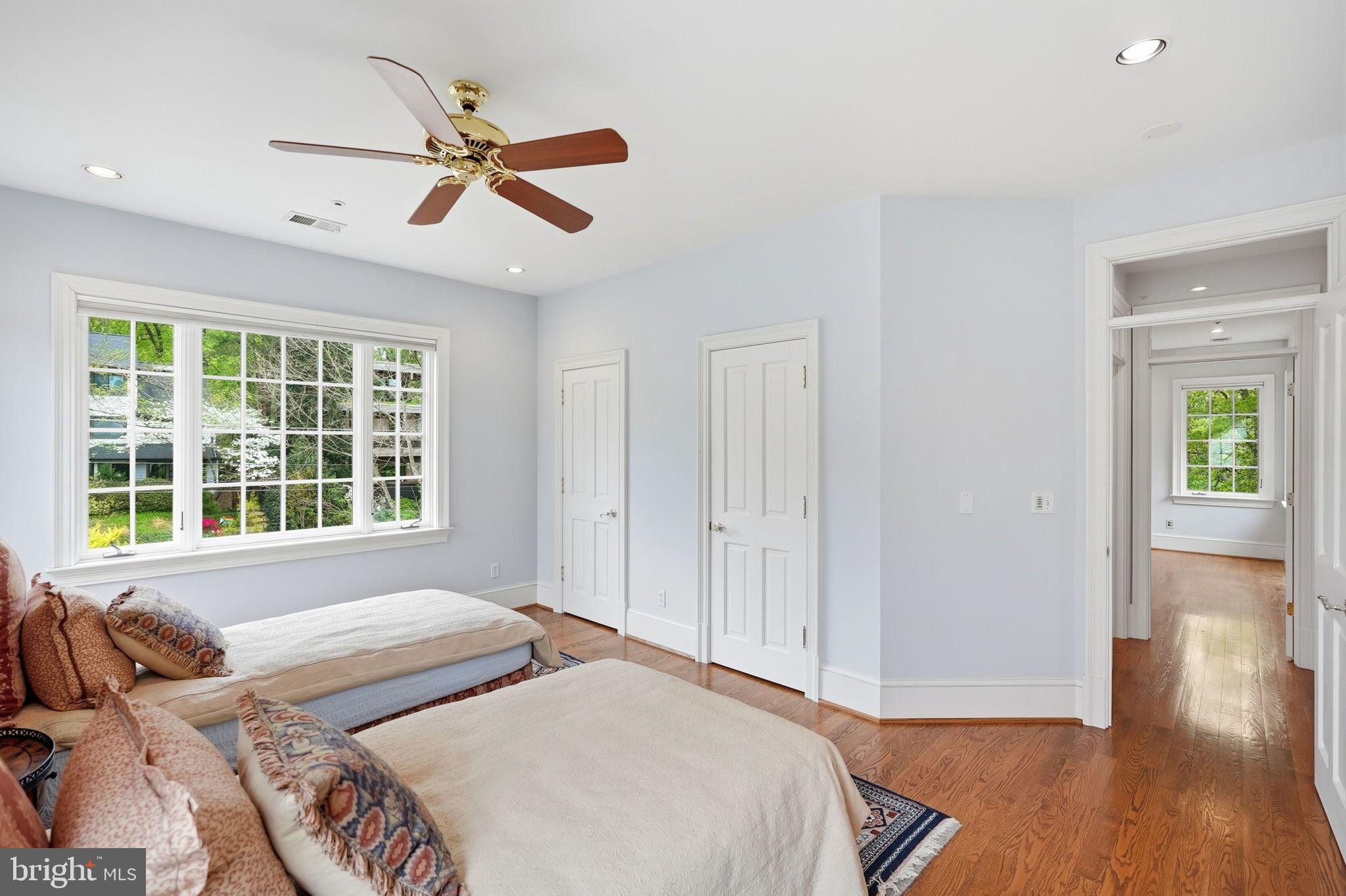 2318 NEBRASKA AVENUE NW