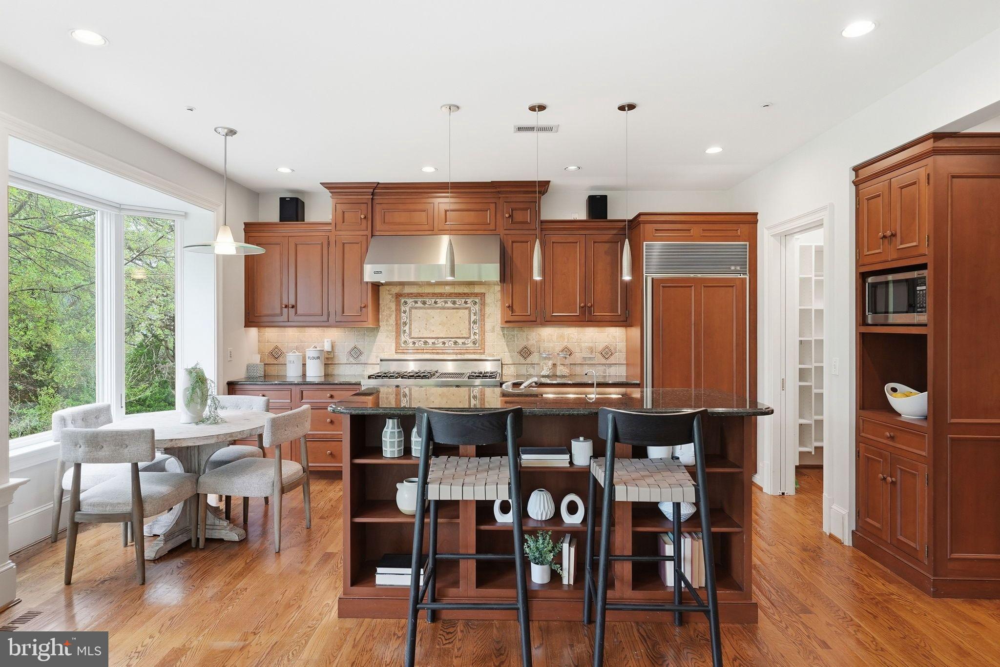 2318 NEBRASKA AVENUE NW