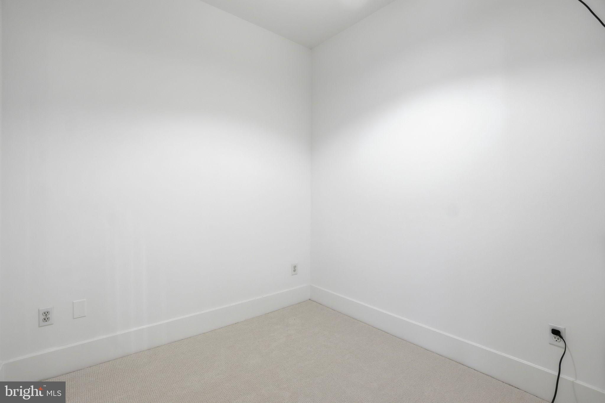 2328 CHAMPLAIN STREET NW 326