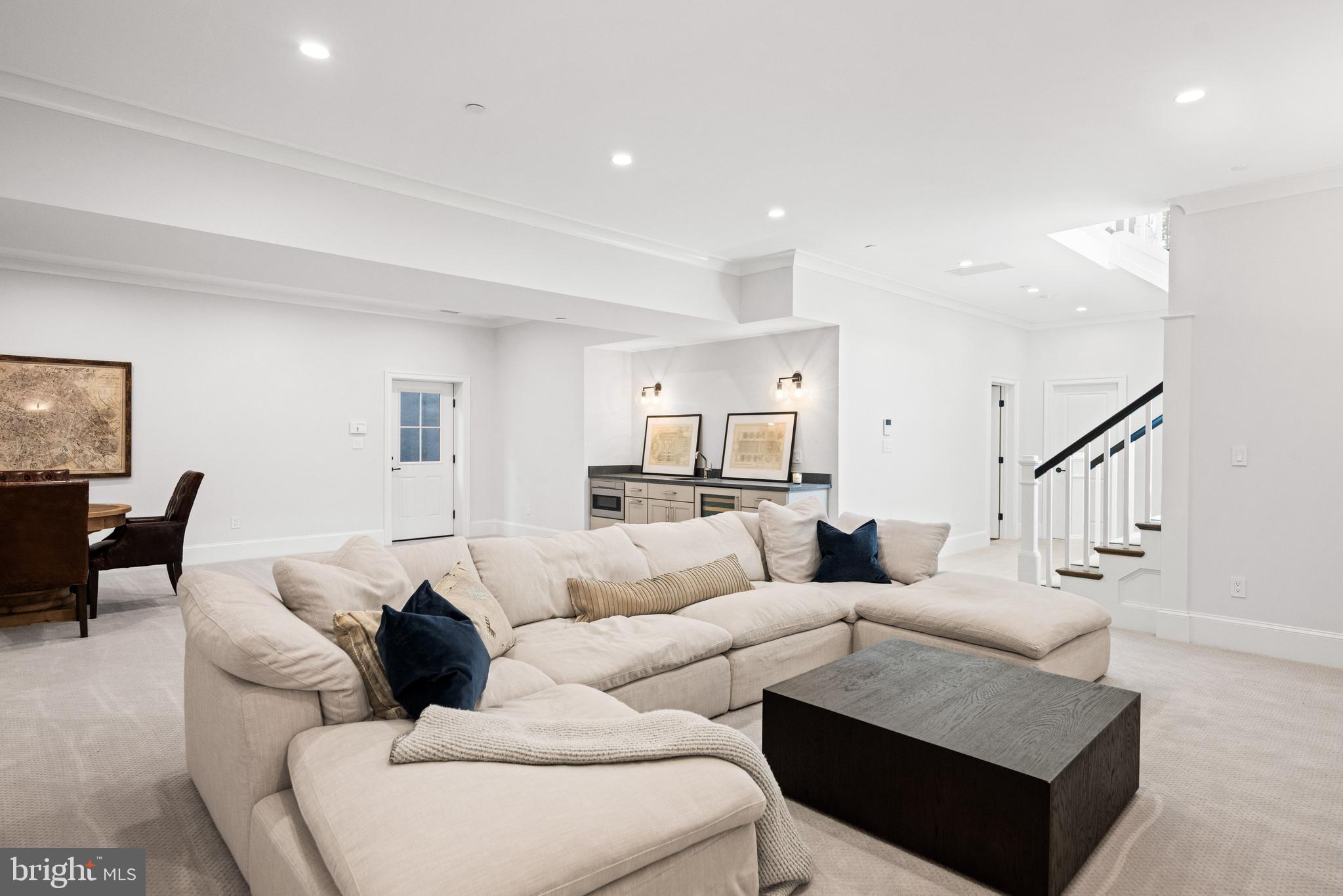 5321 MACOMB STREET NW