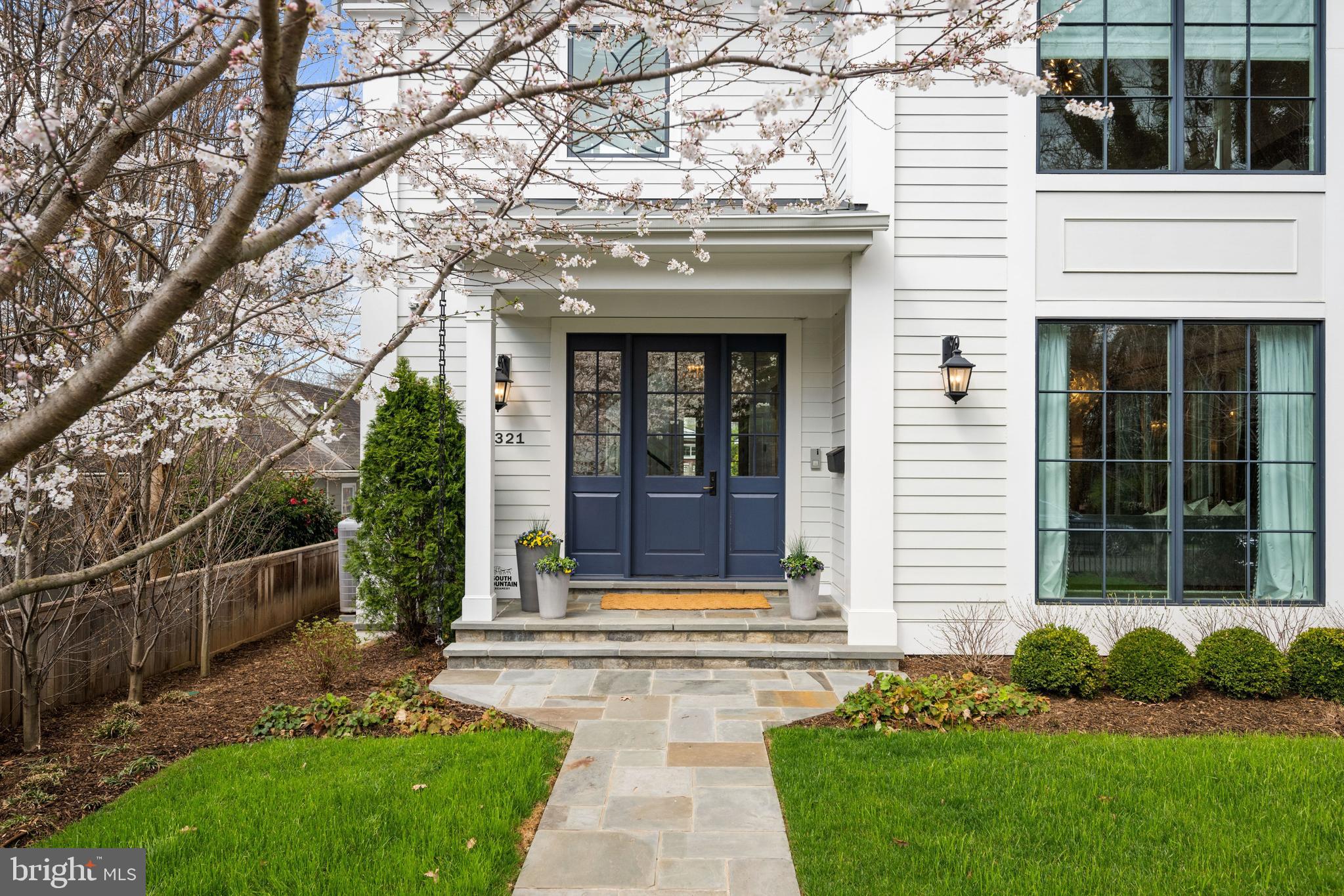 5321 MACOMB STREET NW