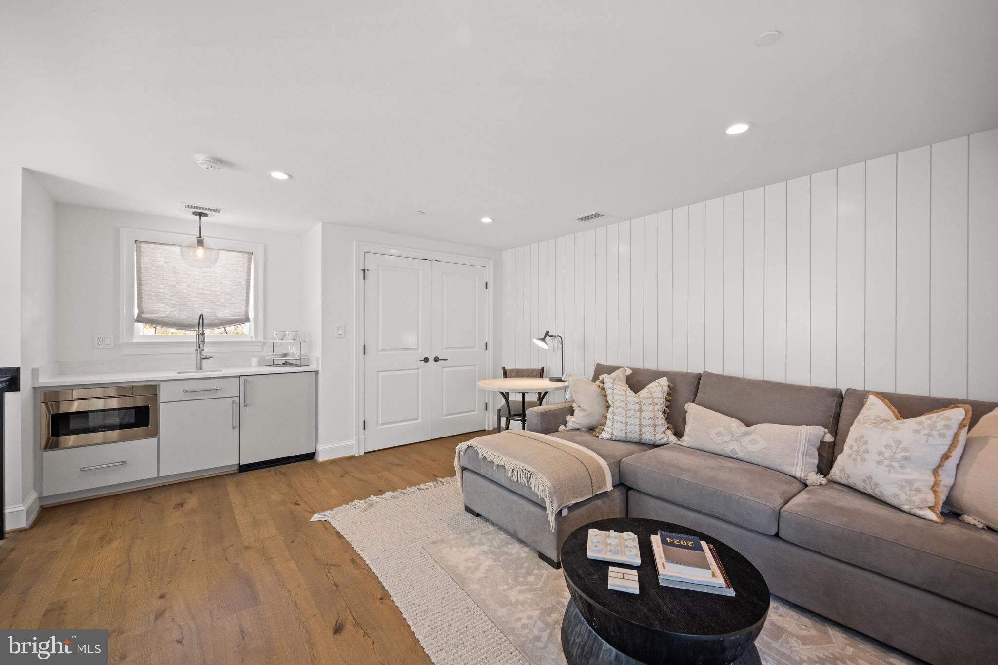 5321 MACOMB STREET NW