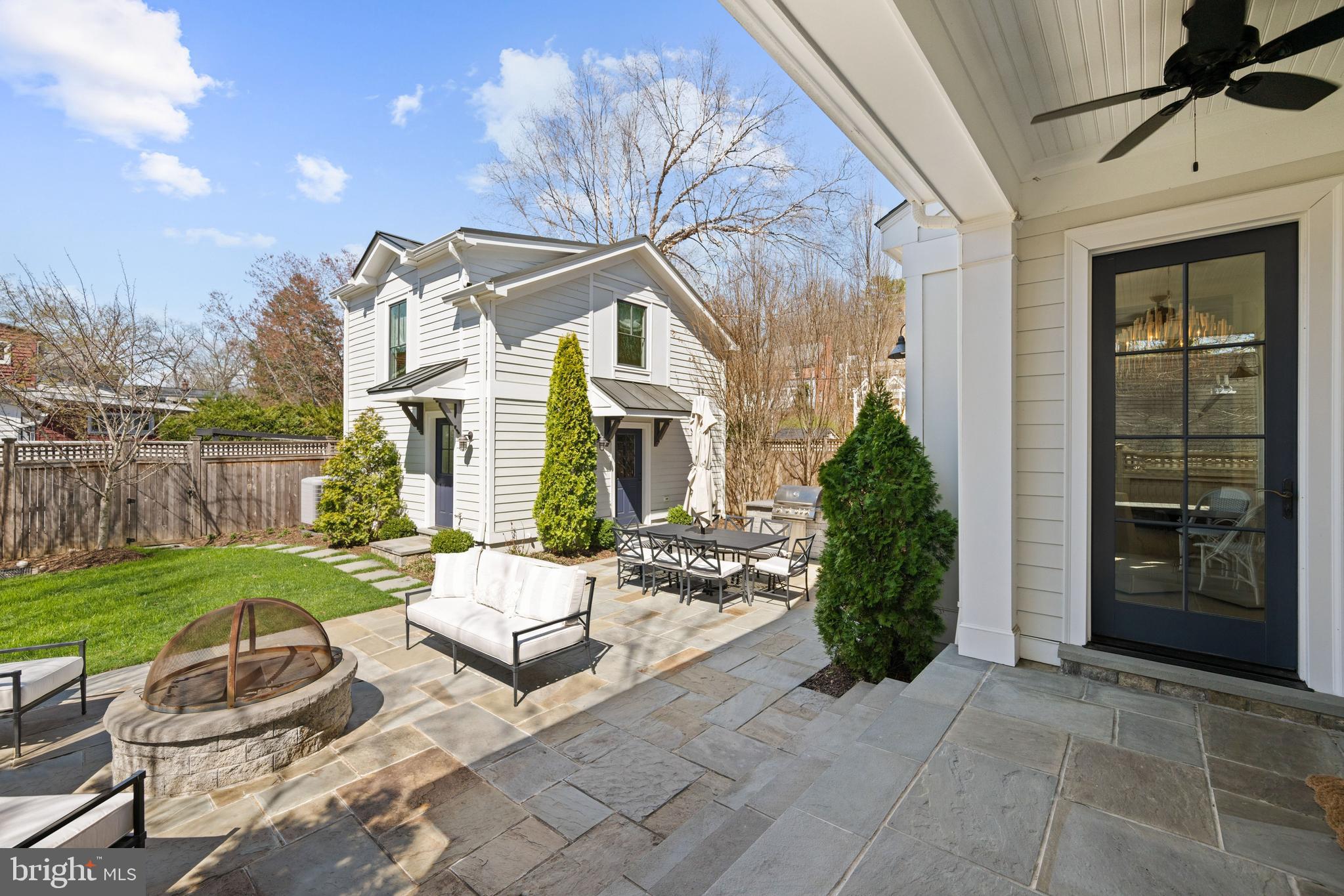 5321 MACOMB STREET NW