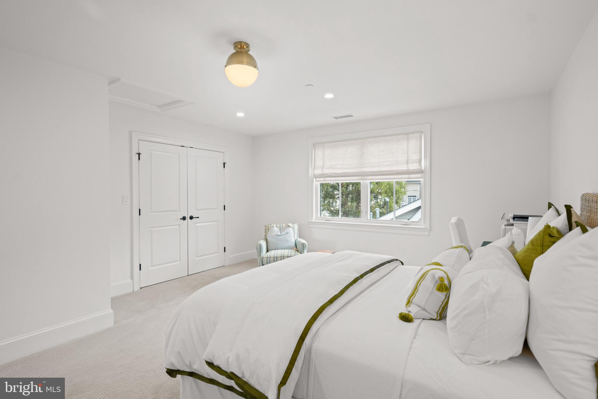 5321 MACOMB STREET NW