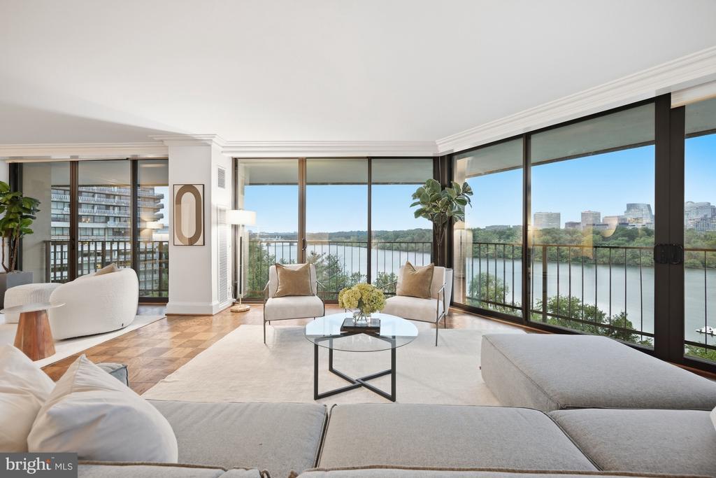 2700 VIRGINIA AVENUE NW Unit: 901