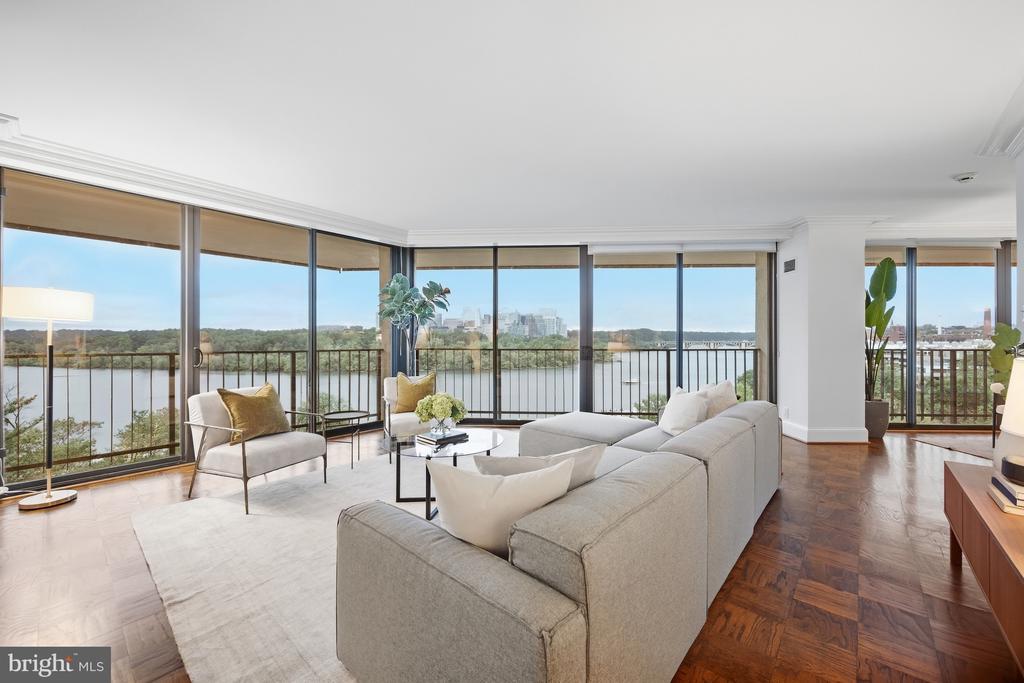 2700 VIRGINIA AVENUE NW Unit: 901