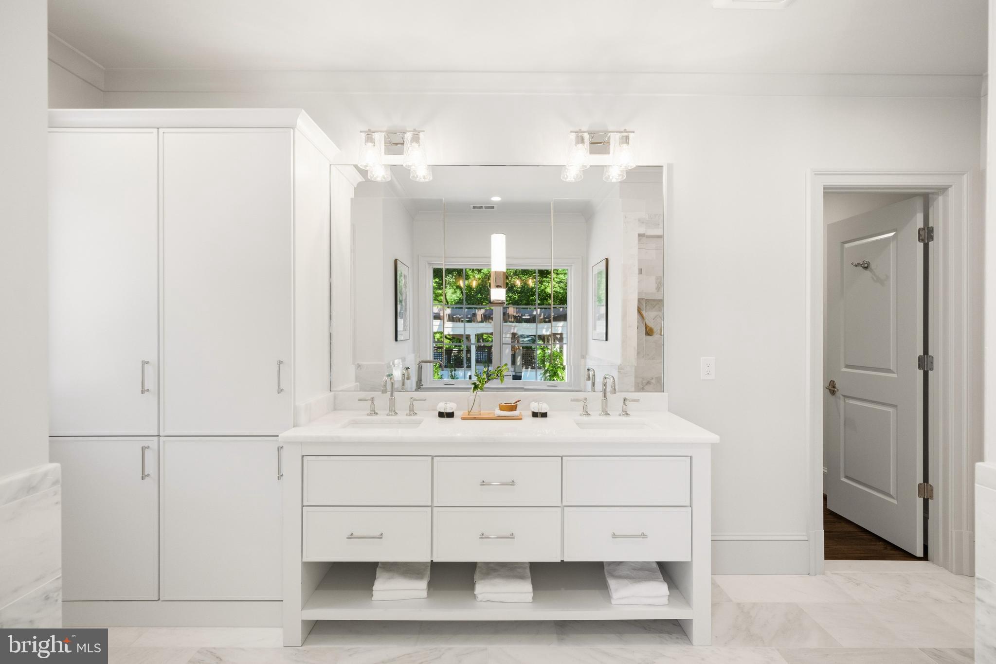3022 44TH PLACE NW