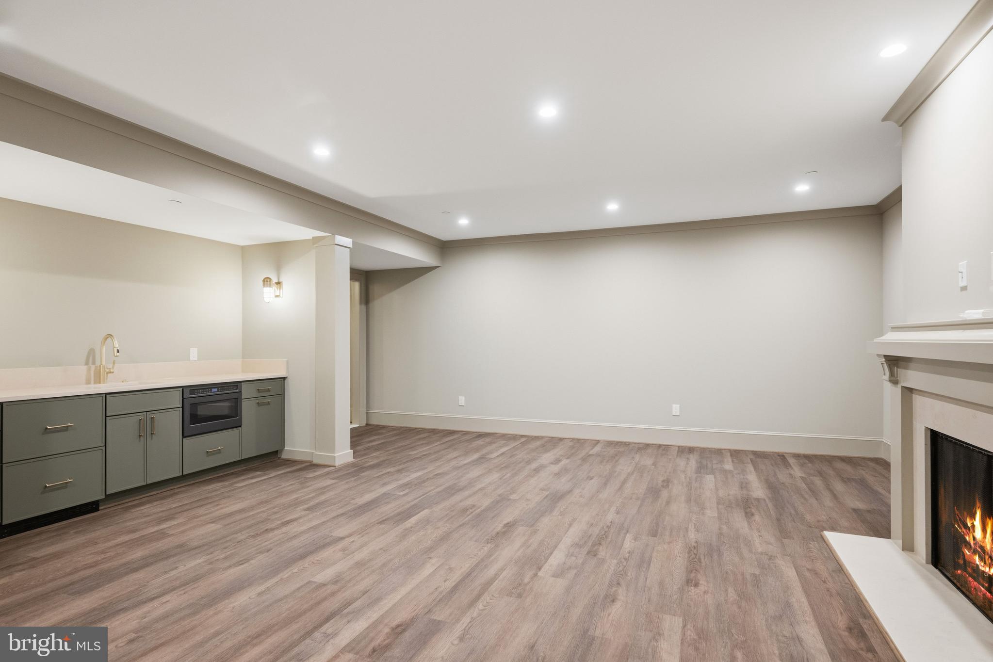 3022 44TH PLACE NW