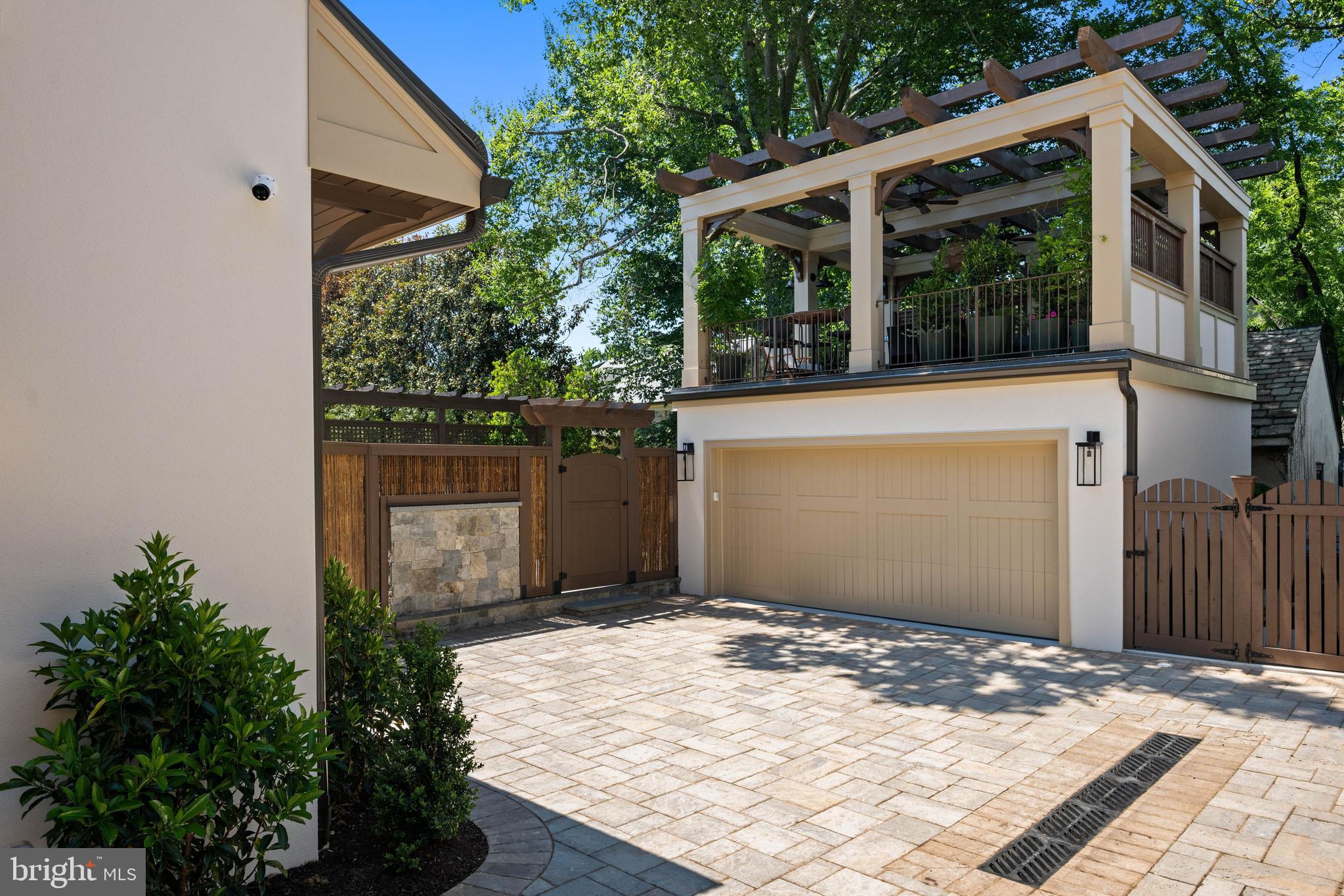 3022 44TH PLACE NW