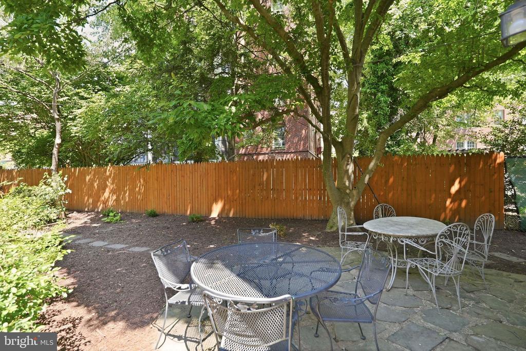 3721 MASSACHUSETTS AVENUE NW