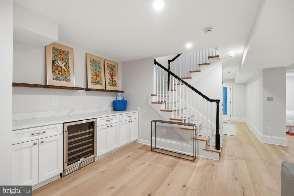 2558 36TH STREET NW